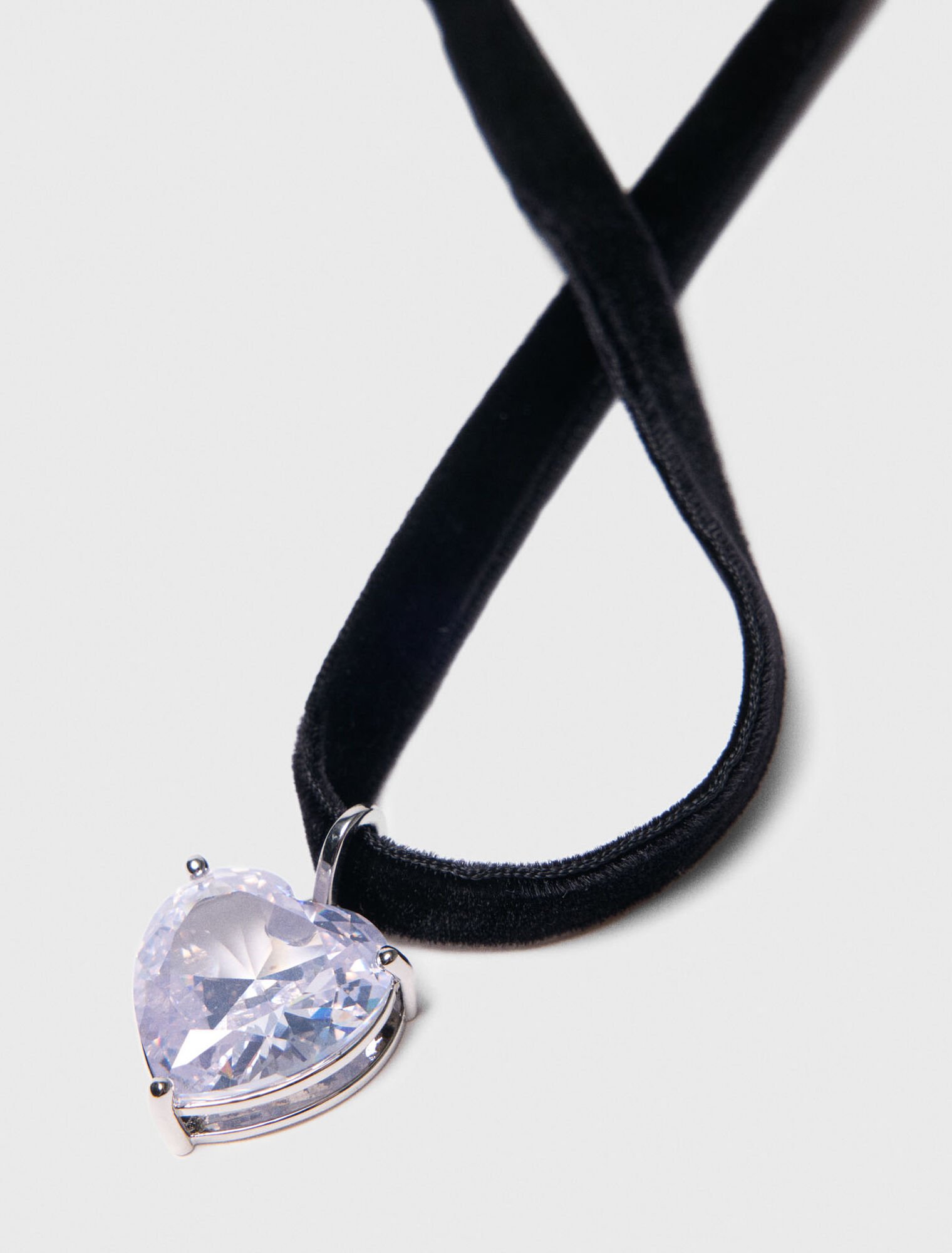 Heart necklace with velvet cord