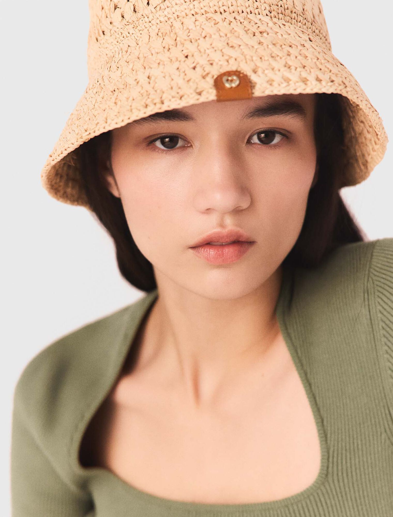 帽子 RAFFIA BUCKET HAT Crochet raffia bucket hat Beige for Women | Maje