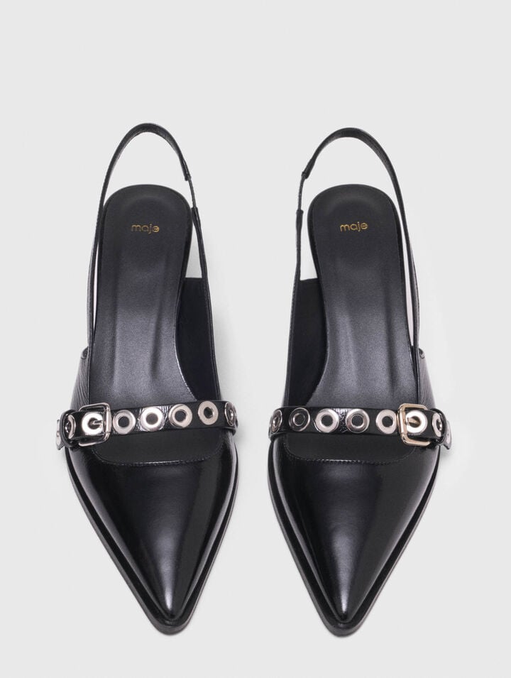 Leather pumps with eyelet strap
