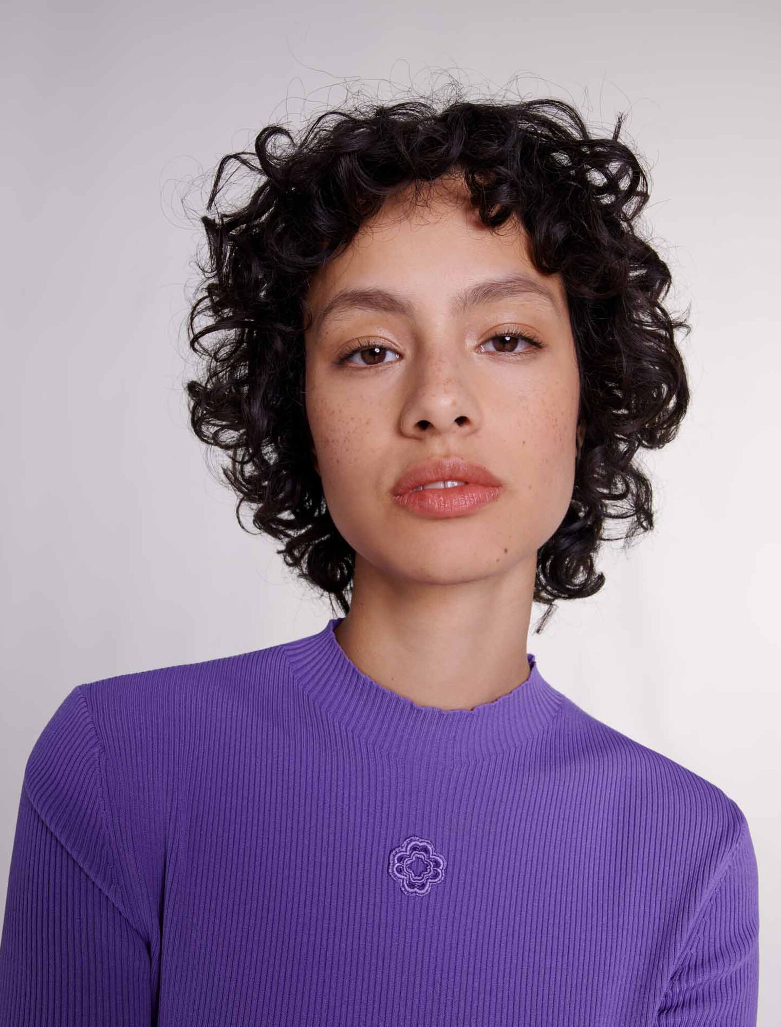 Clover embroidery top