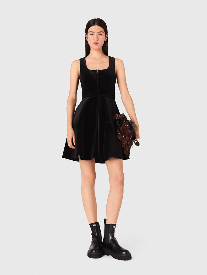 Short velvet skater dress Short velvet skater dress