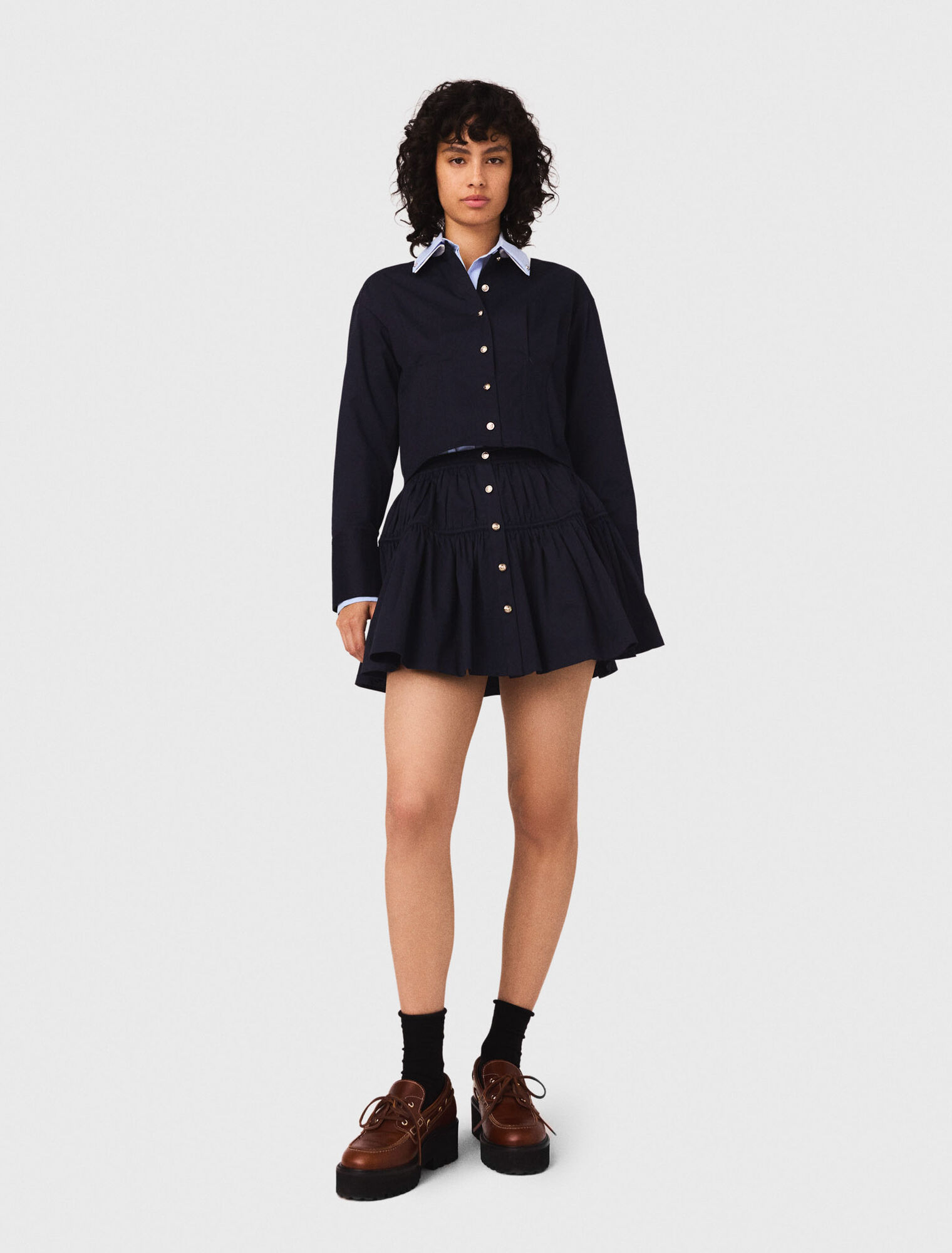 Short elasticated waist skirt