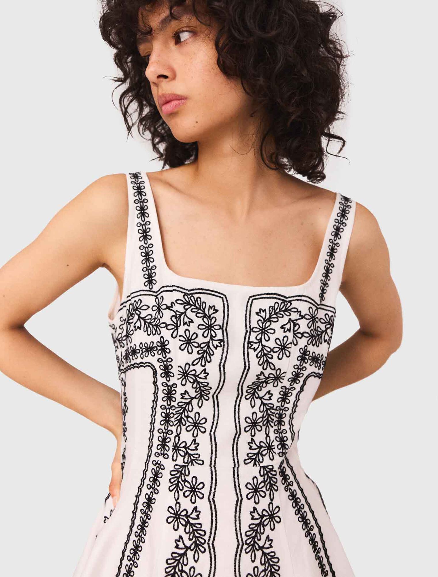 Short embroidered strap dress