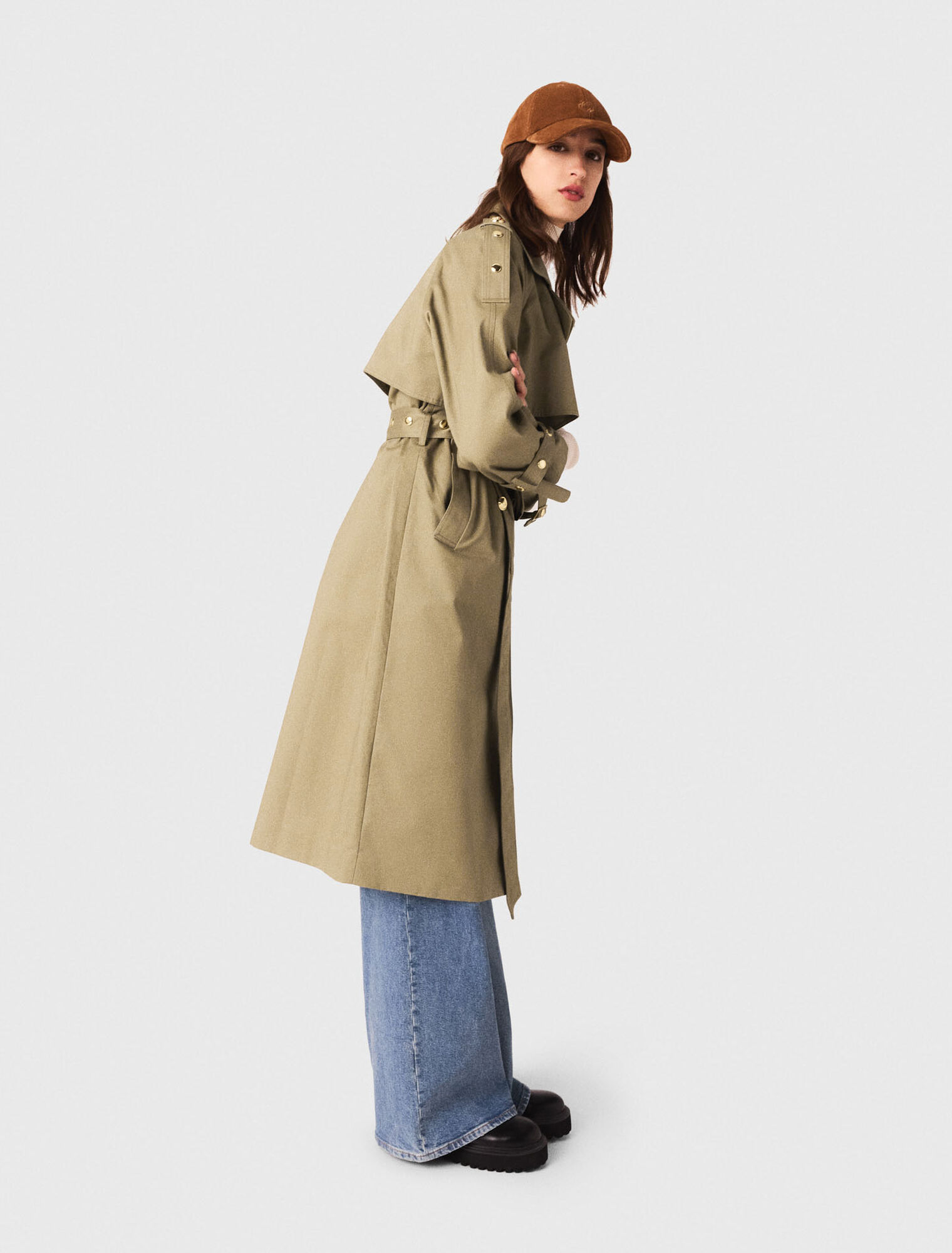 Removable collar stud trench coat