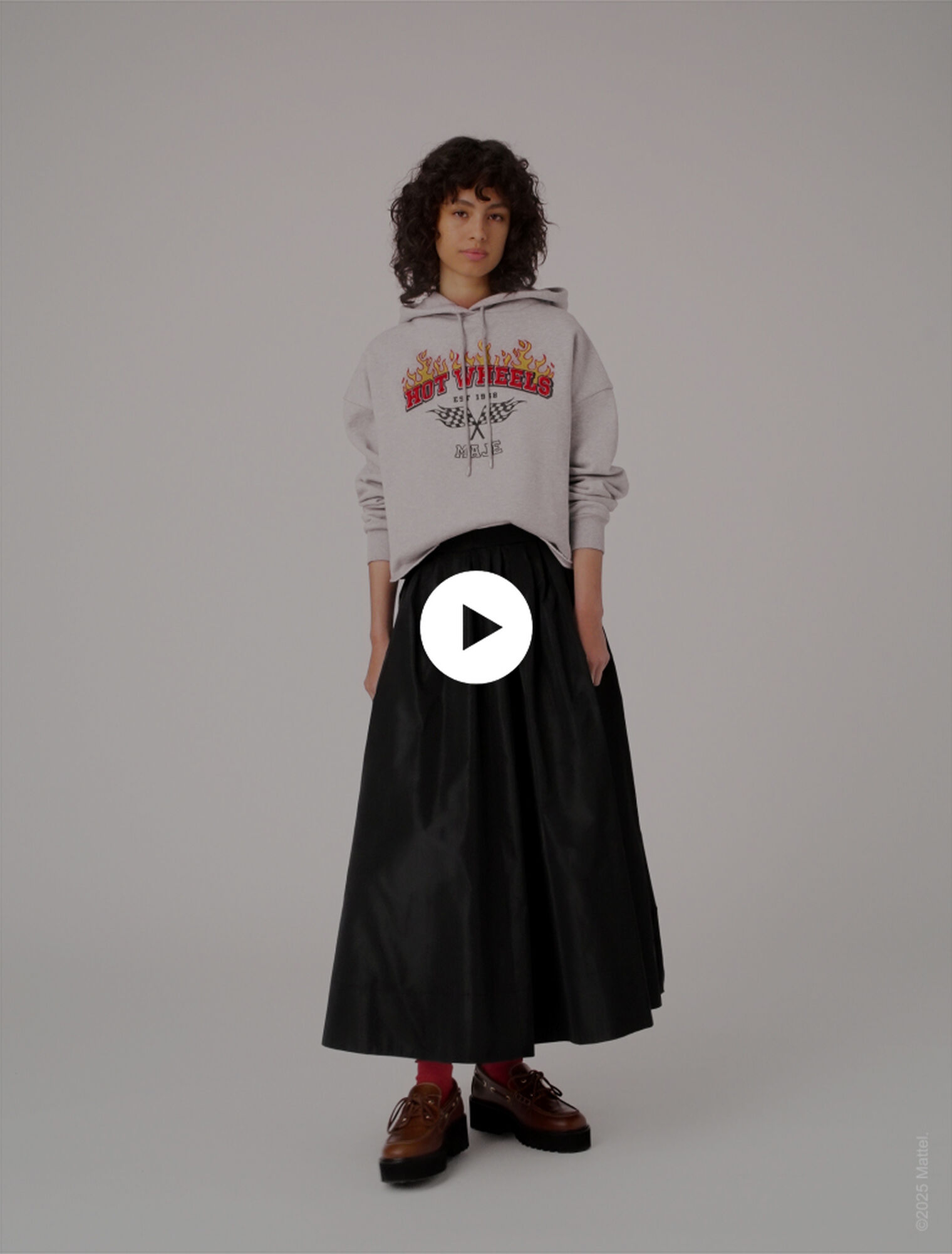 Embroidered logo crop sweatshirt