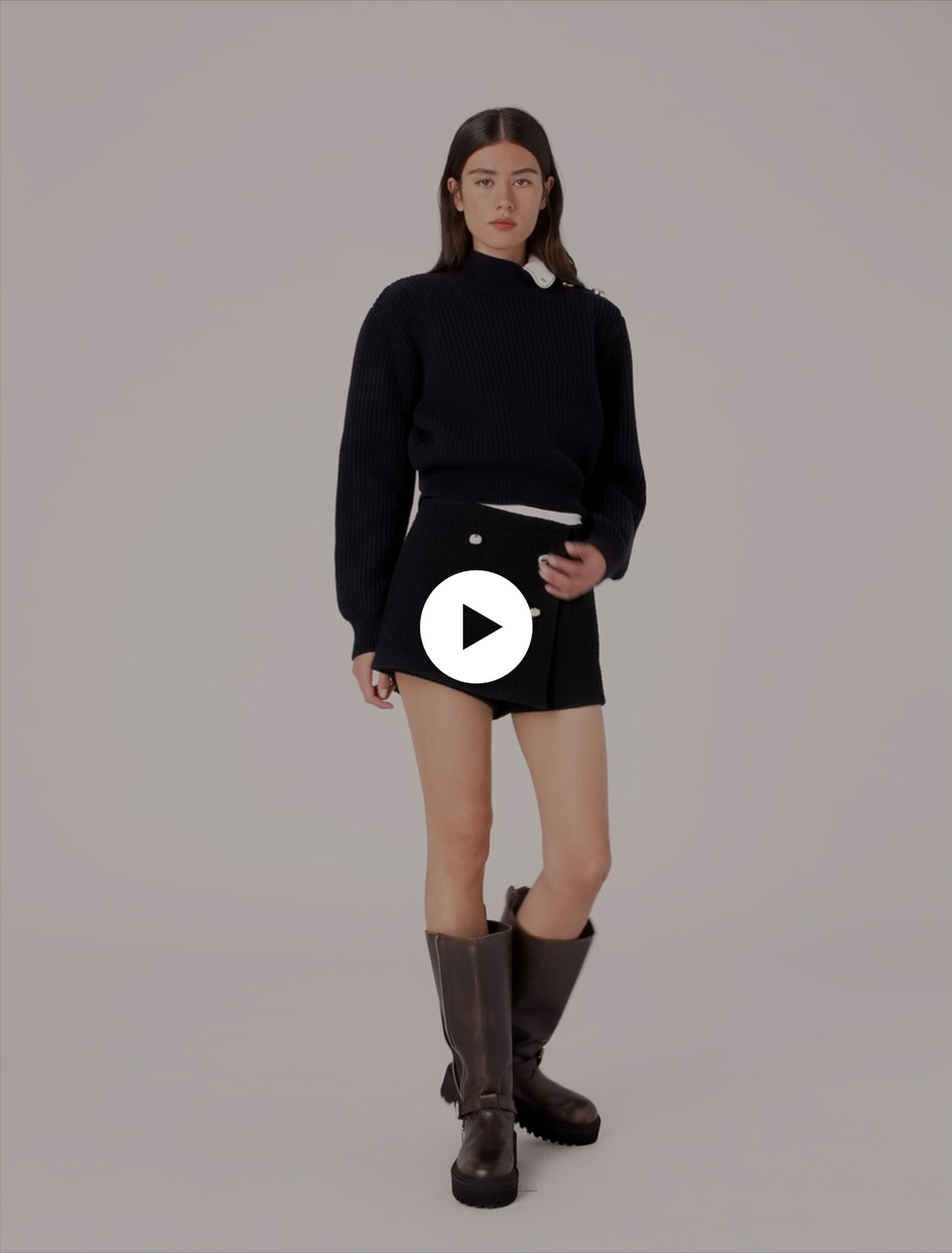 Tweed shorts with contrast band