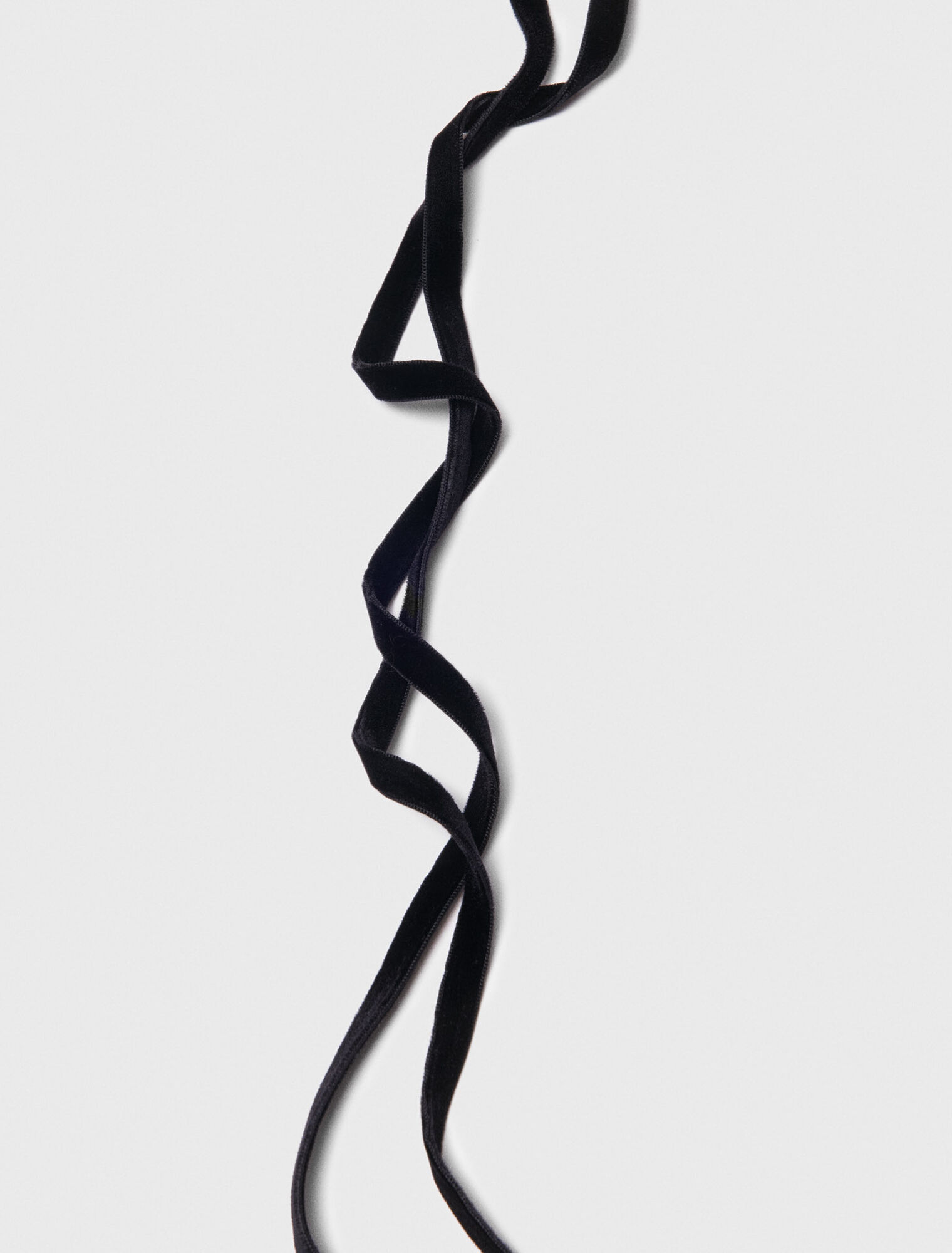 Heart necklace with velvet cord