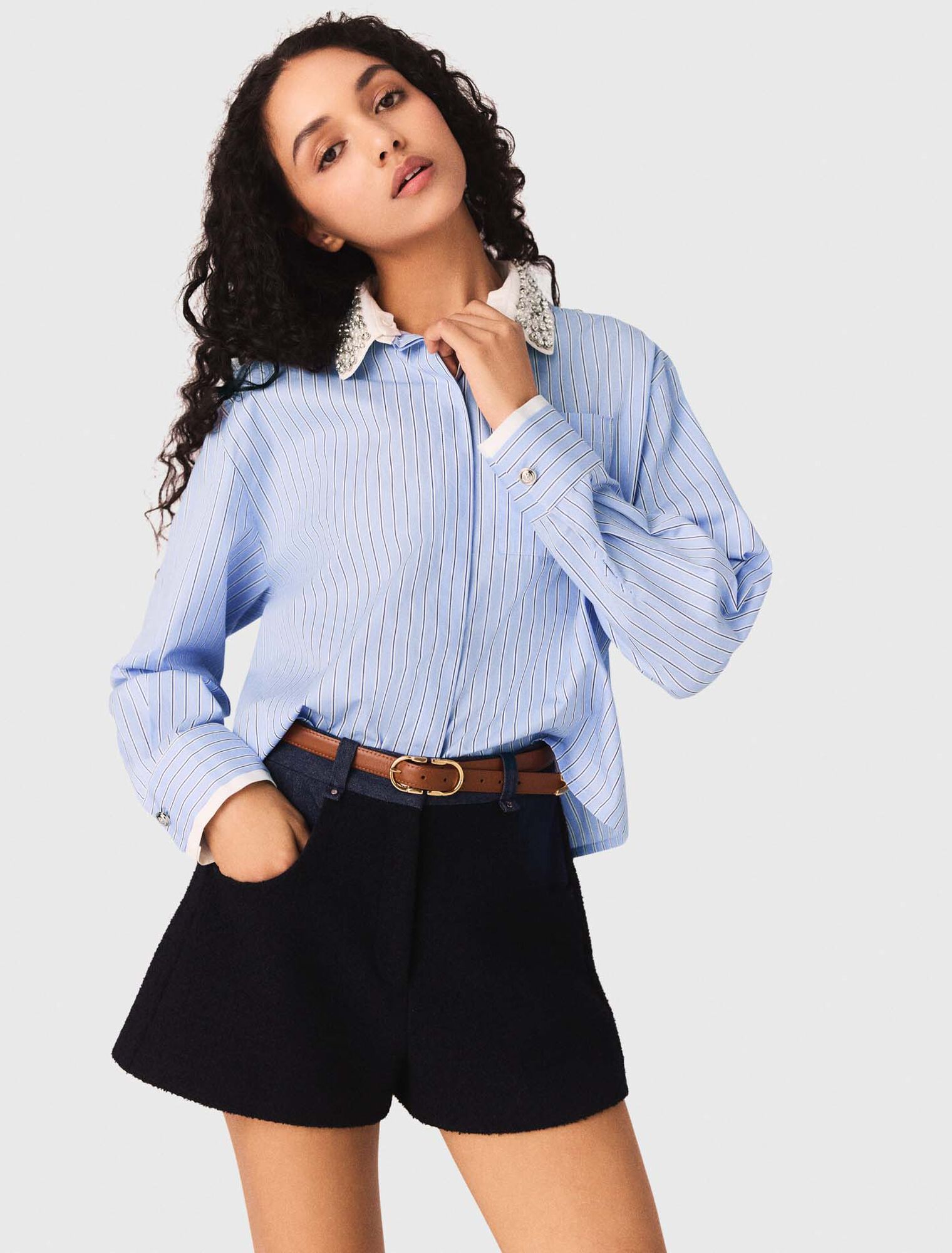 Shirt with removable jewel collar