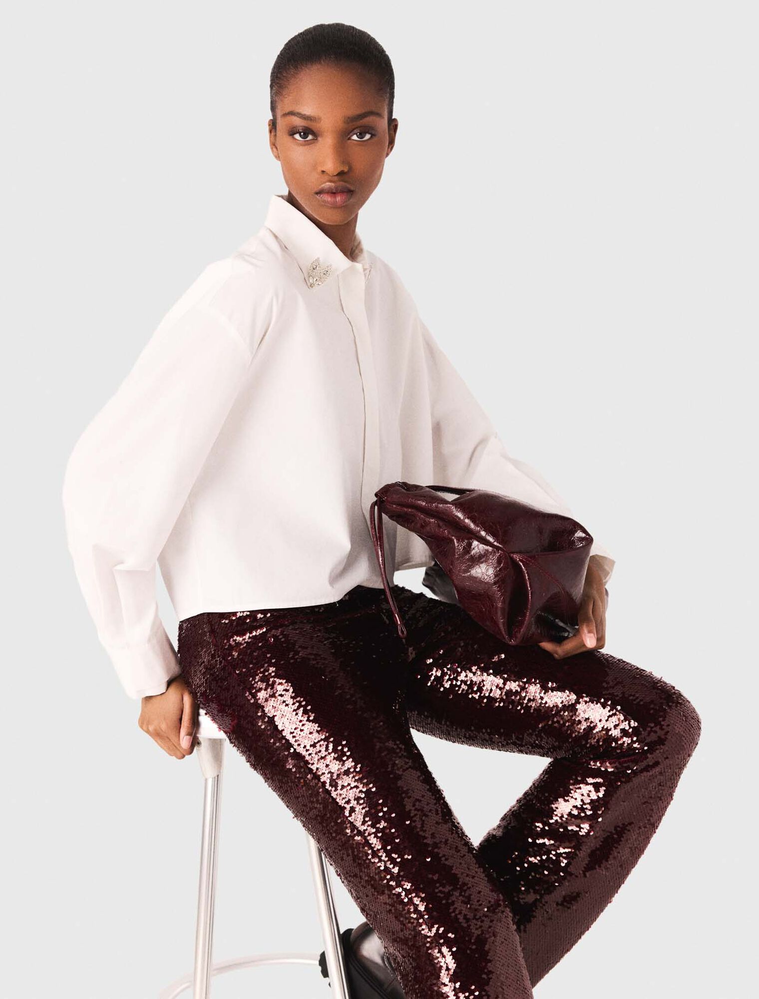 Cropped shirt with jewel detail