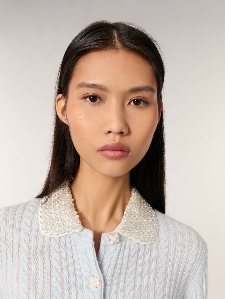 Cardigan with removable collar