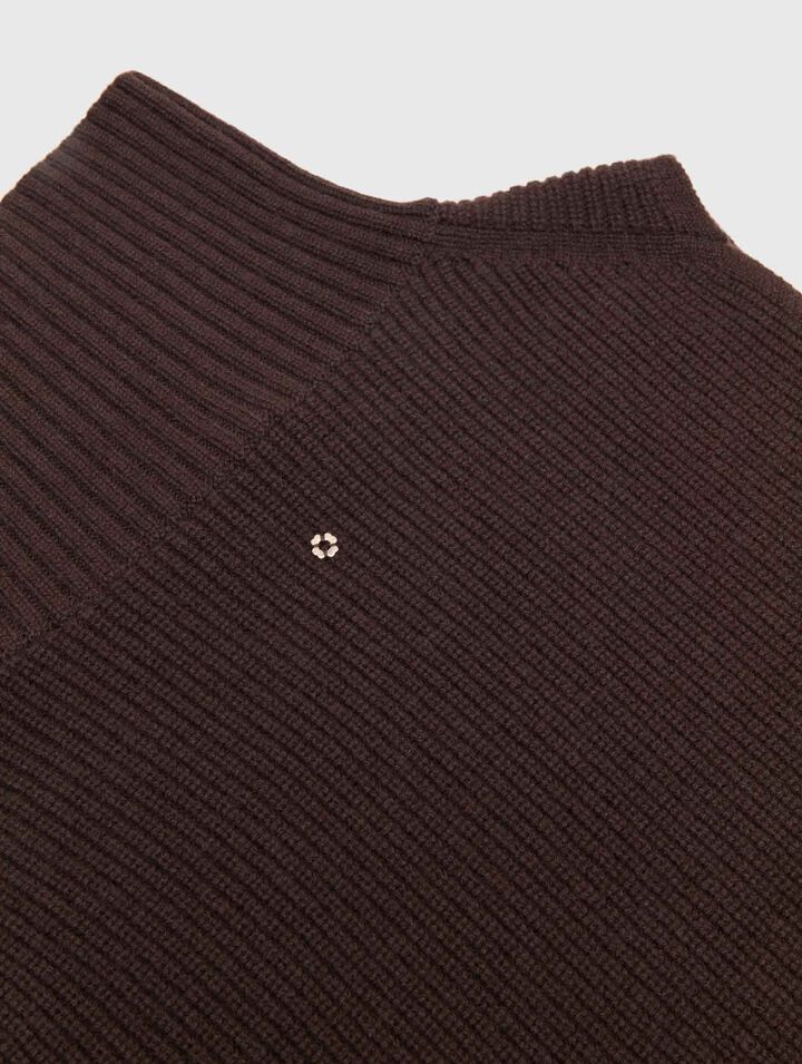 Wool and cashmere collar Wool and cashmere collar