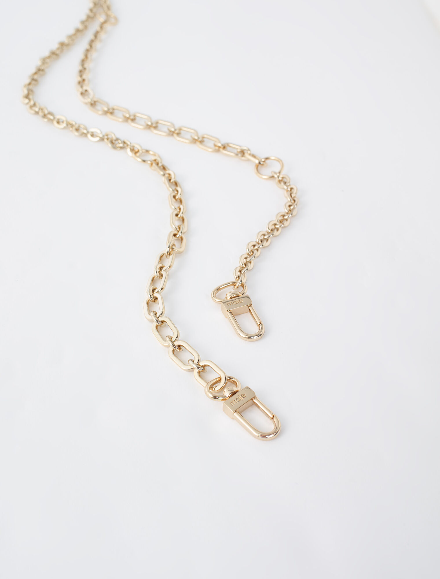 Chain shoulder strap