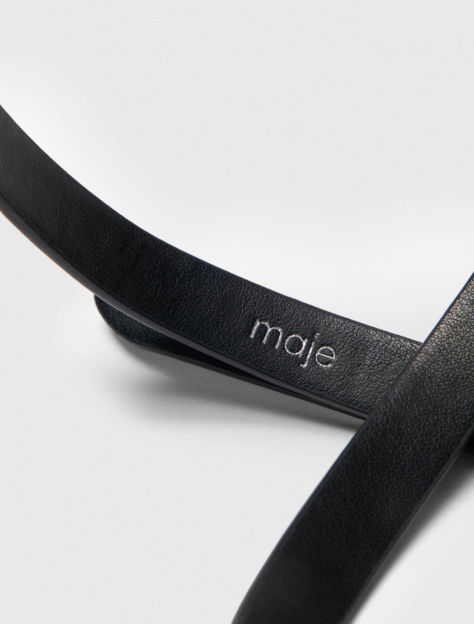 Slim belt with diamanté buckle