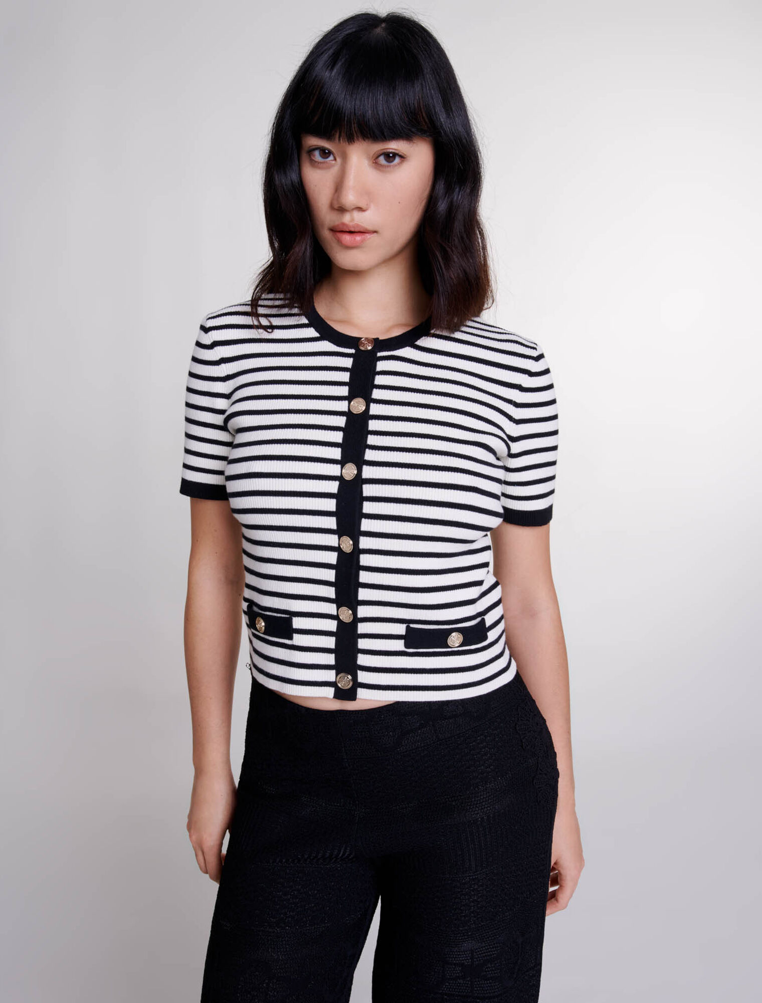 Short-sleeved knit cardigan