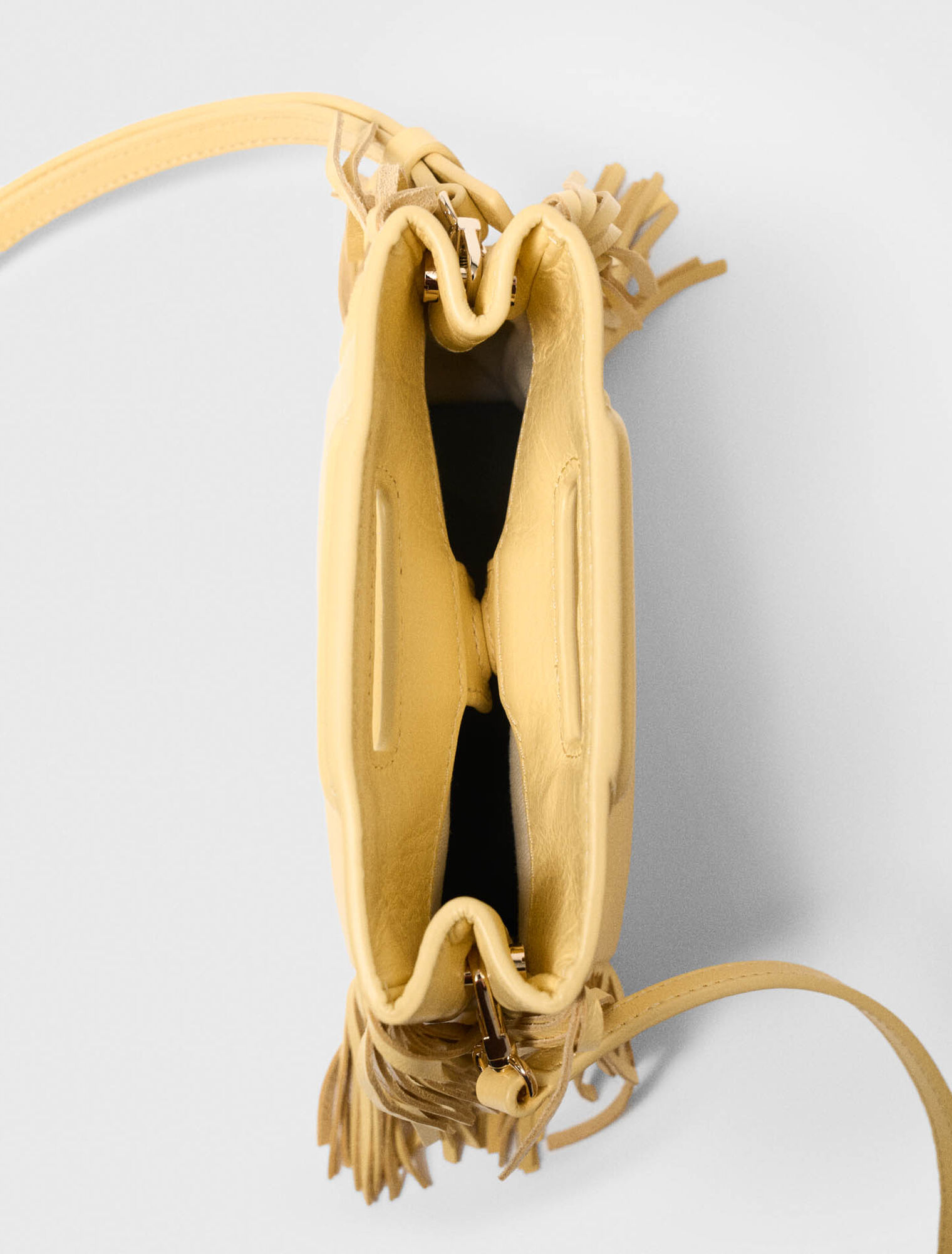 Matte crackled leather M Mini bag