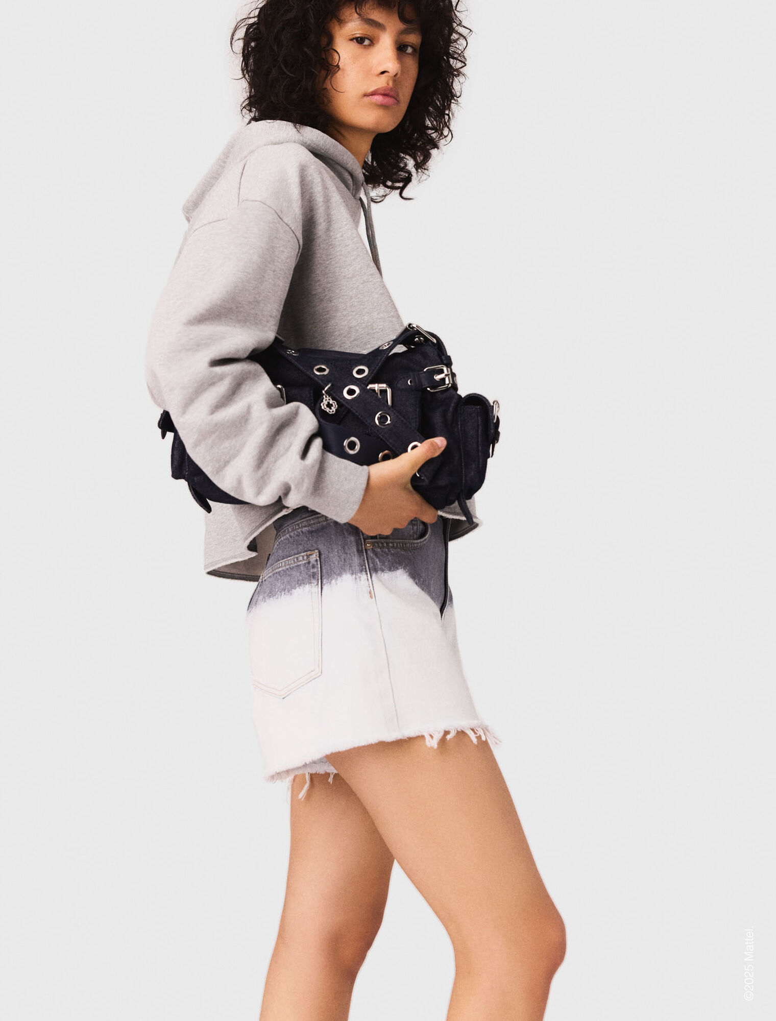 Embroidered logo crop sweatshirt