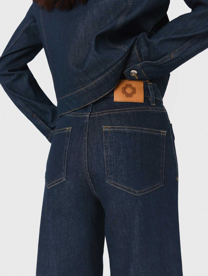 Wide jeans with patch pockets Wide jeans with patch pockets