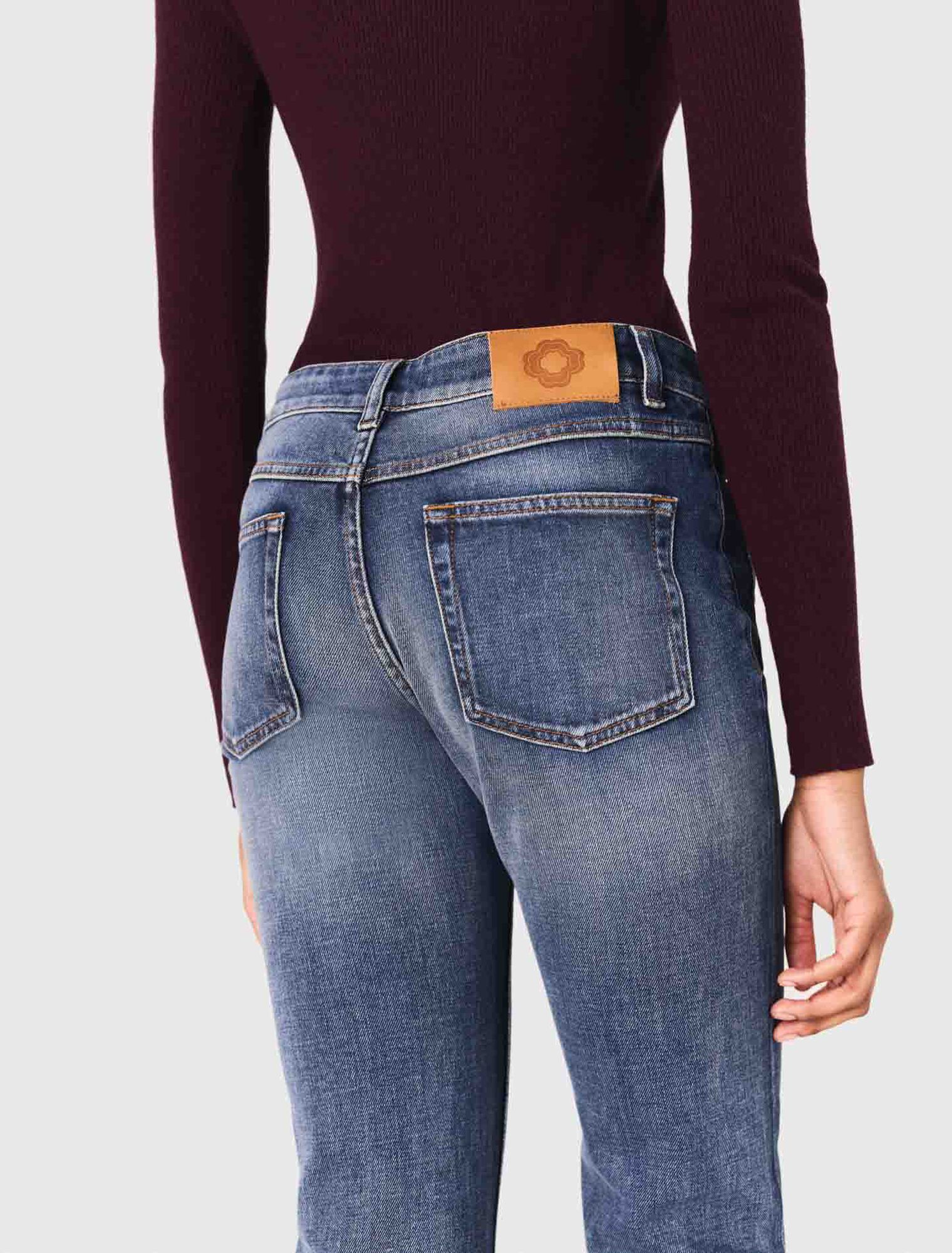 Bootcut jeans with zip pockets