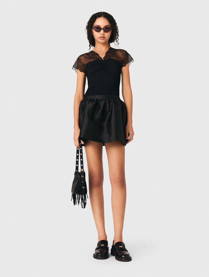 Jersey top with lace trim