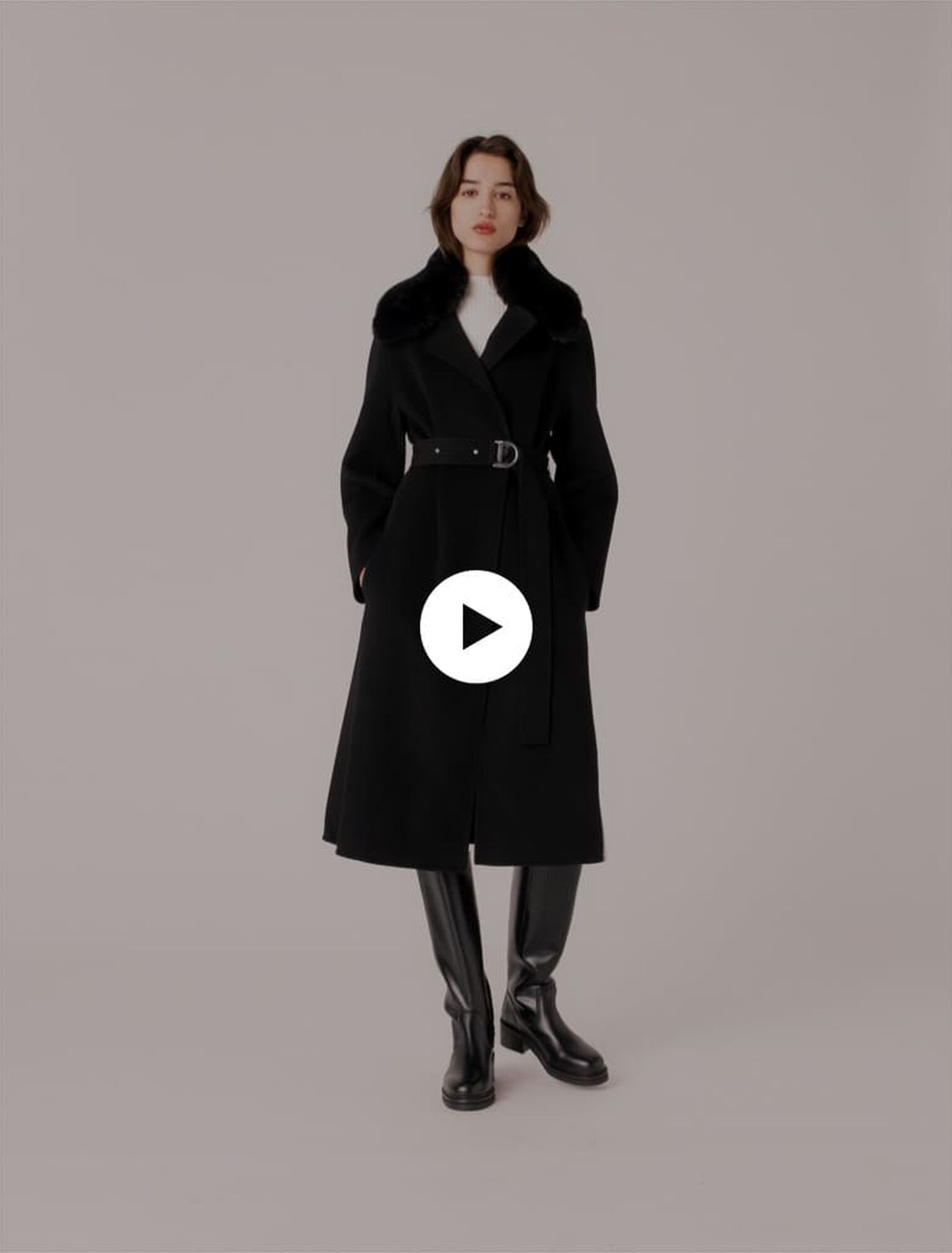 Double-faced coat with removable collar