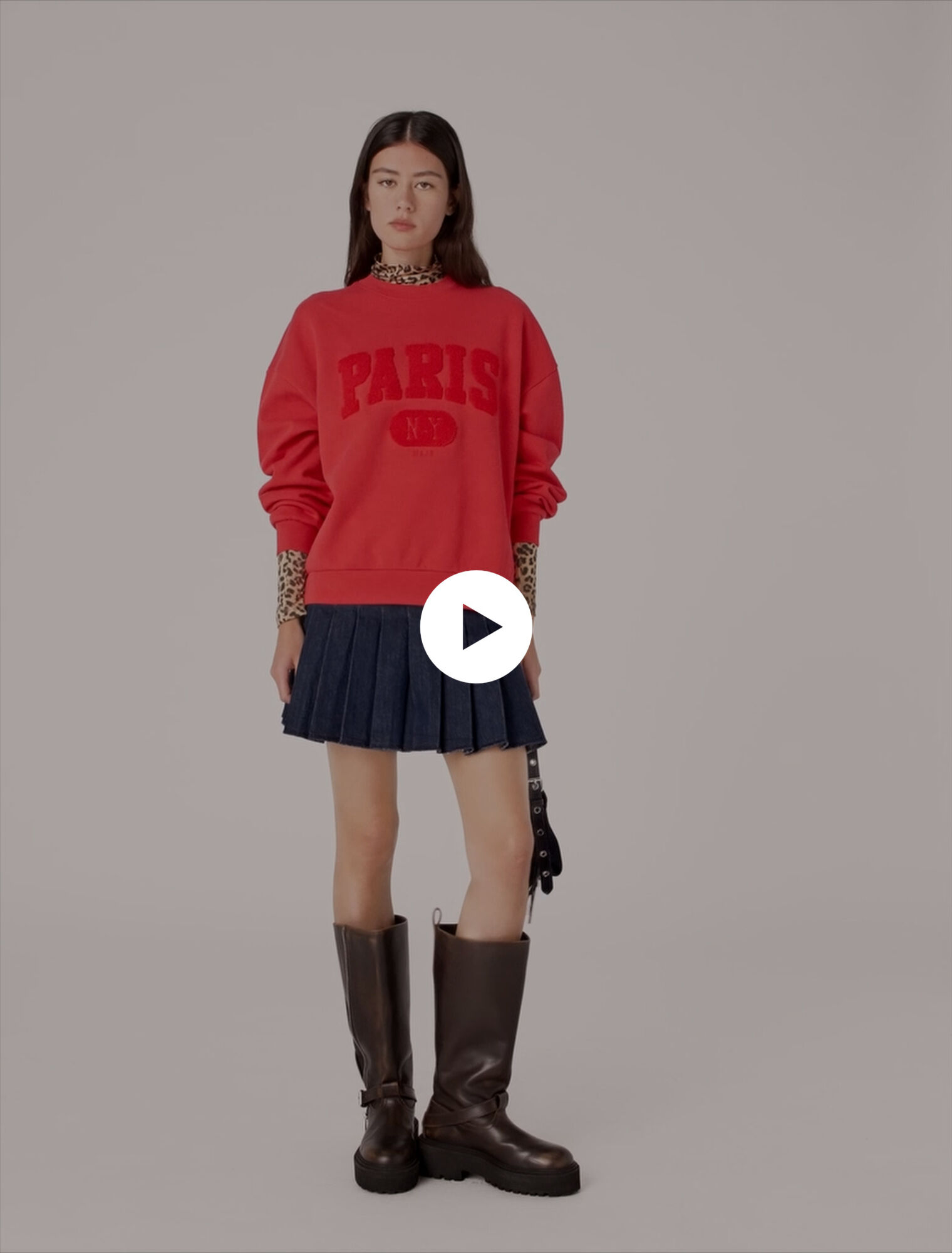 Paris New York Lettering Sweatshirt Paris New York Lettering Sweatshirt