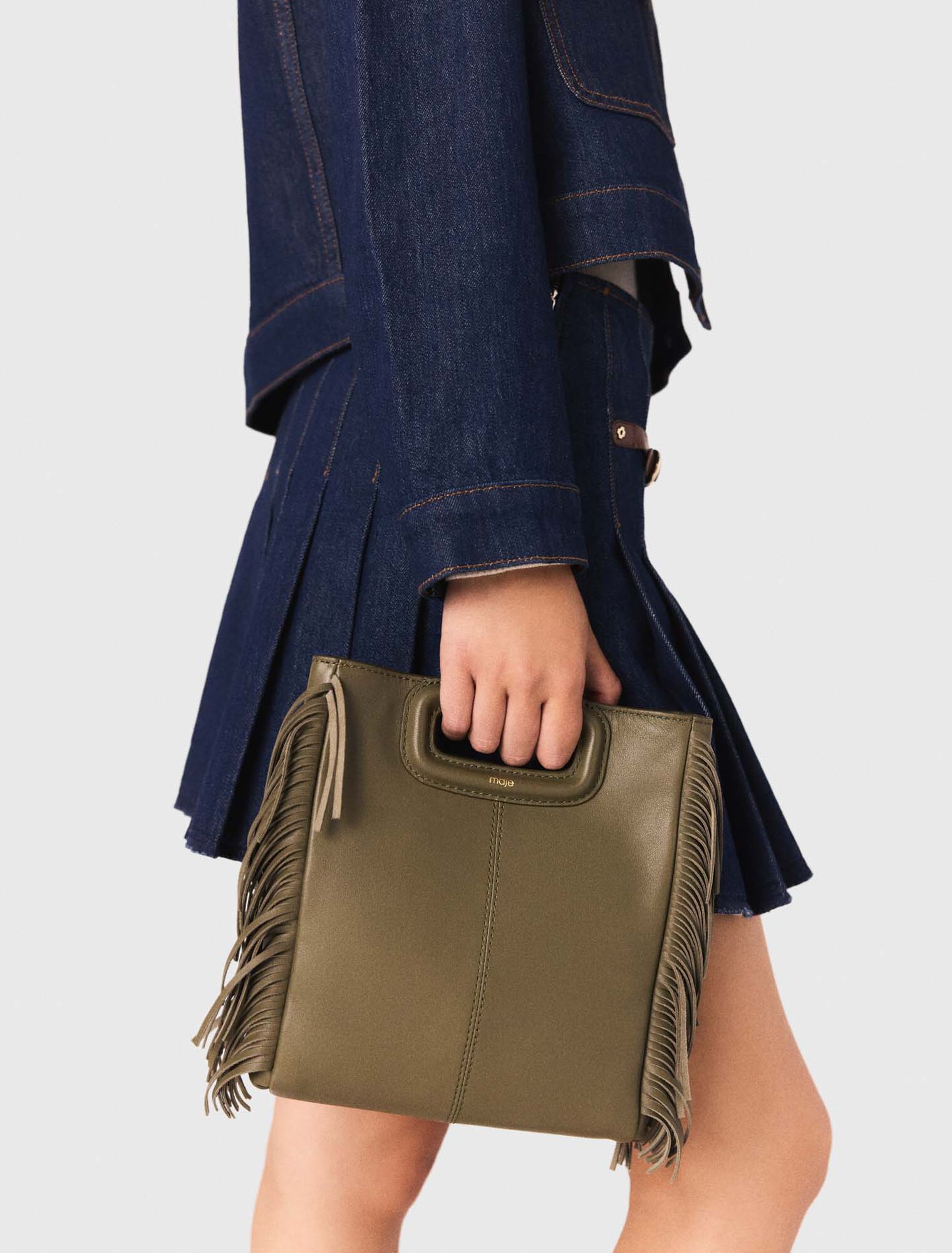 Smooth leather M bag