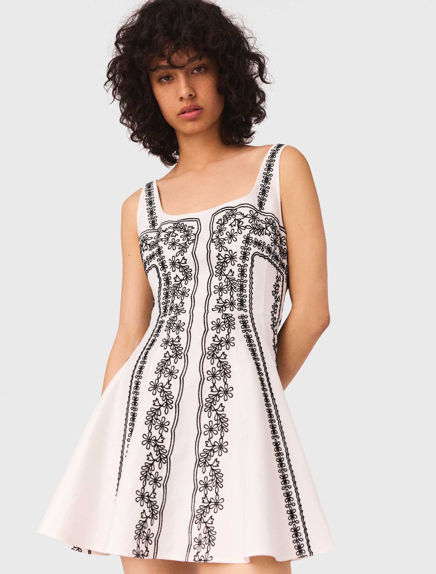 Short embroidered strap dress