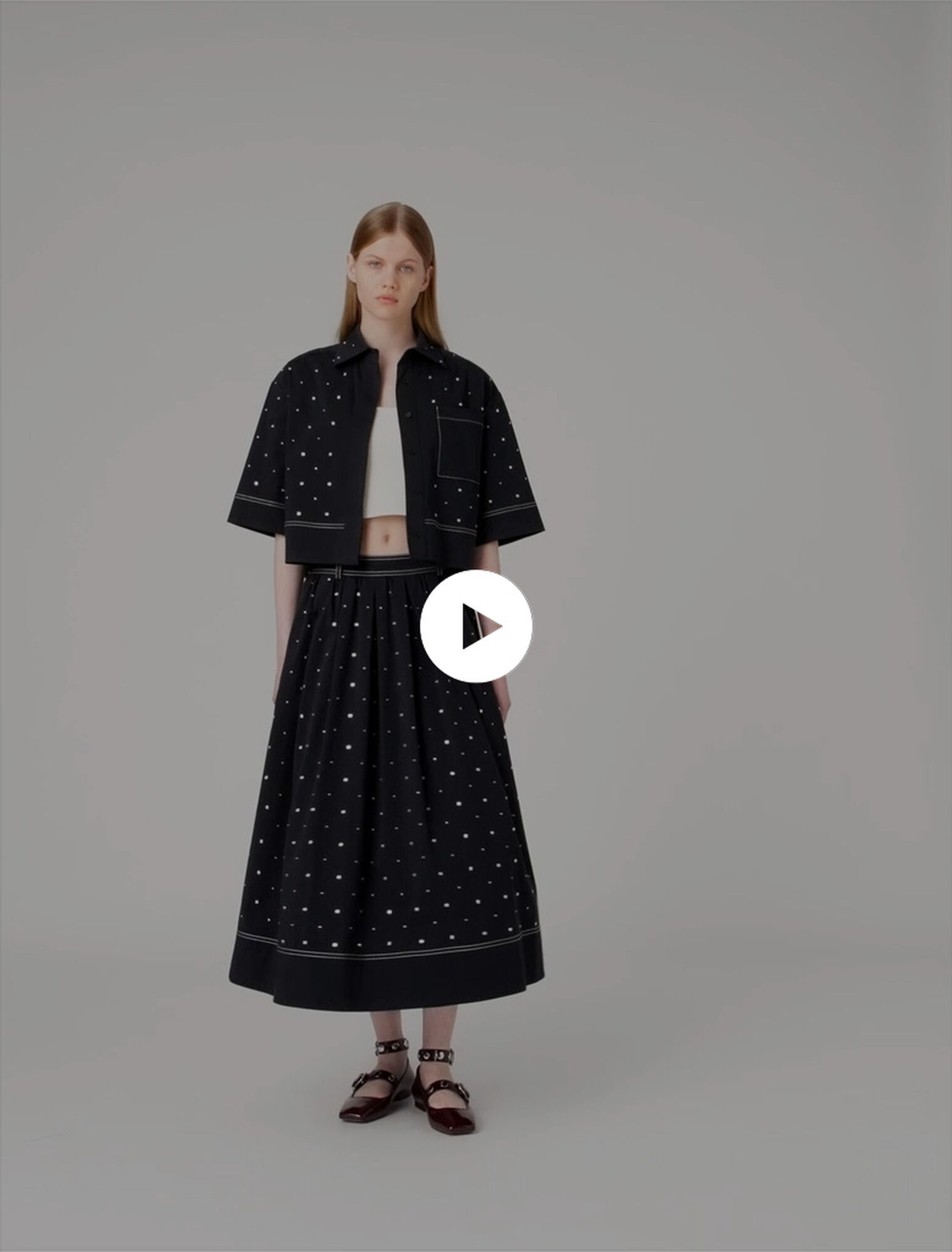 Cropped shirt with studs