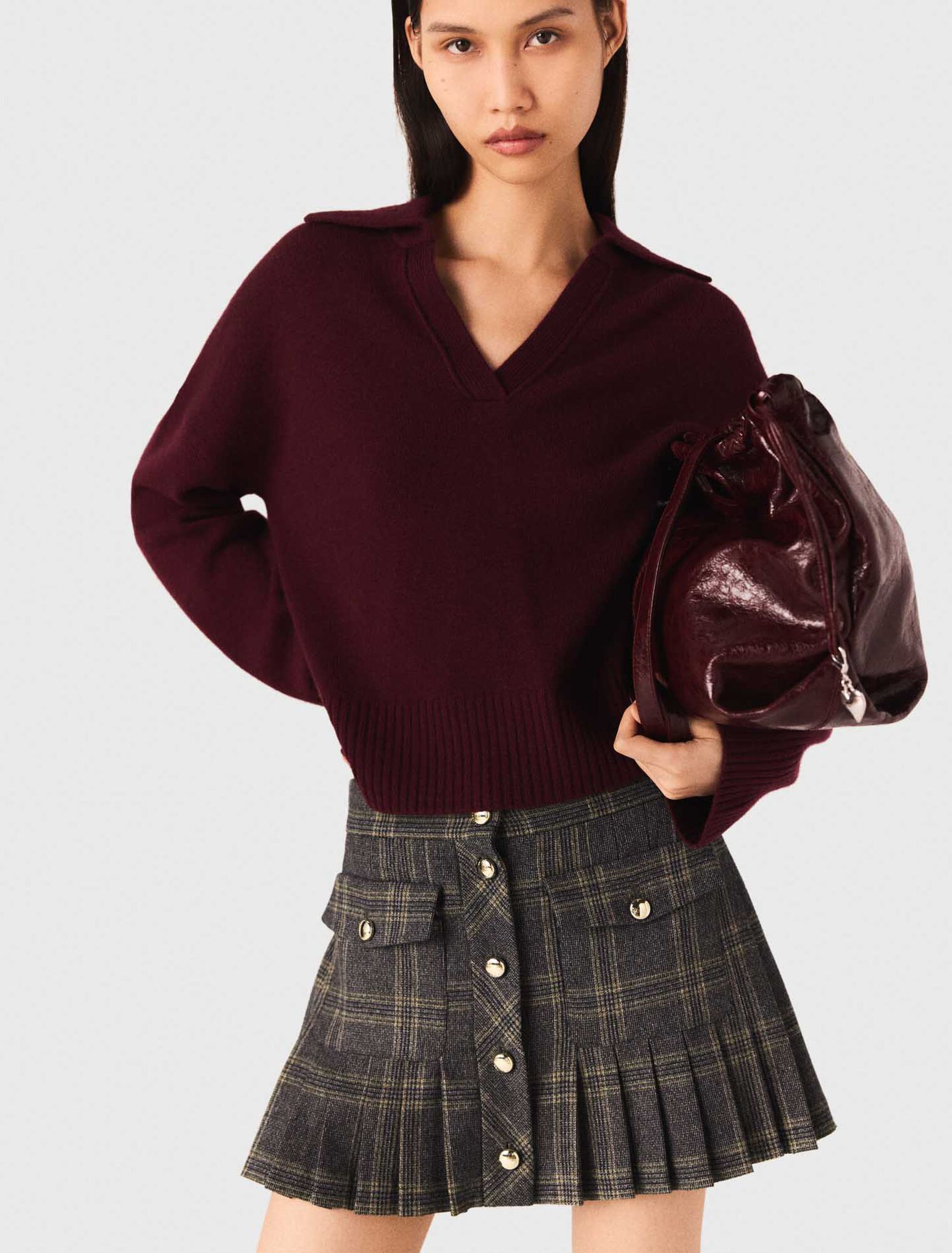 Short pleated checked skirt