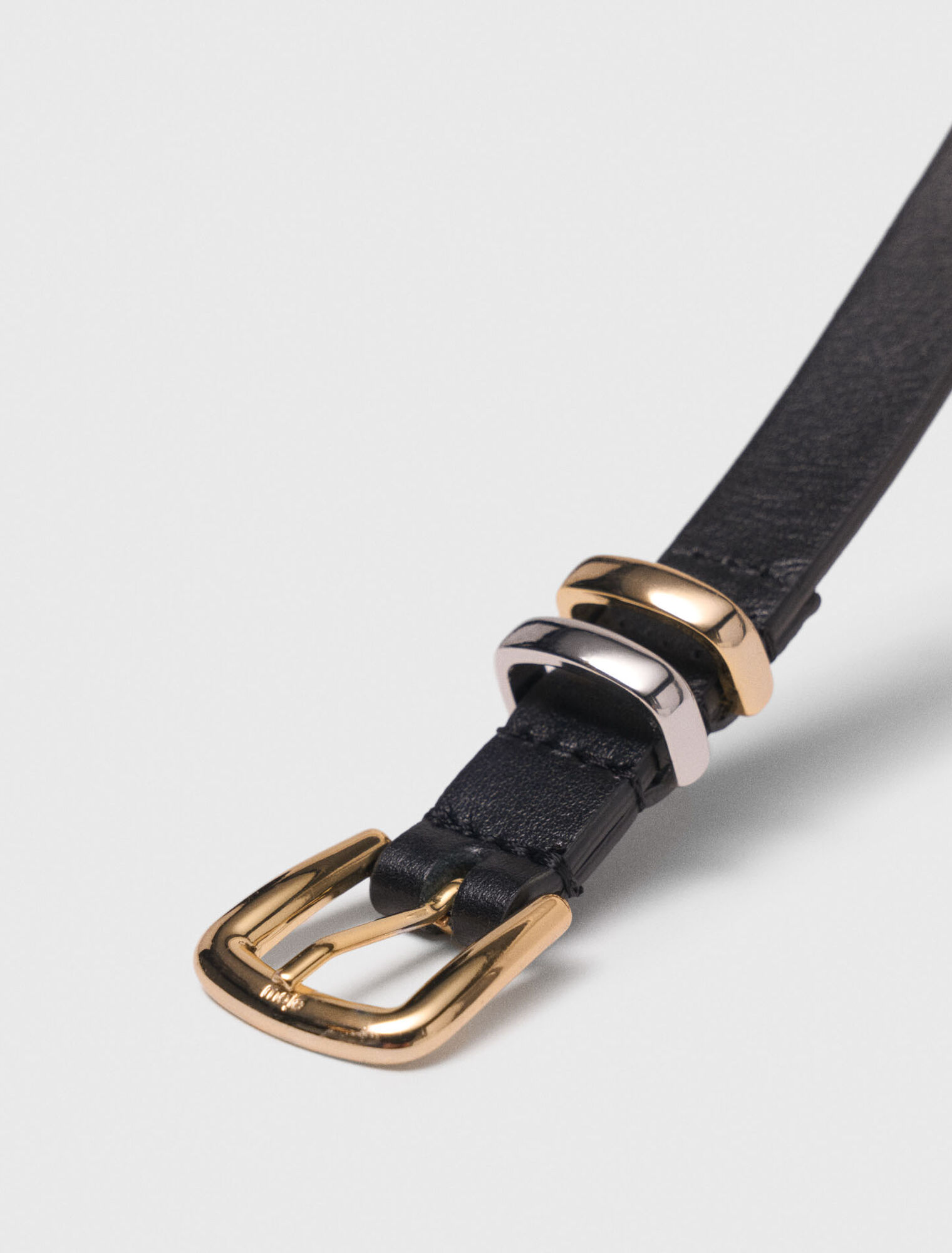 Slim belt with square buckle