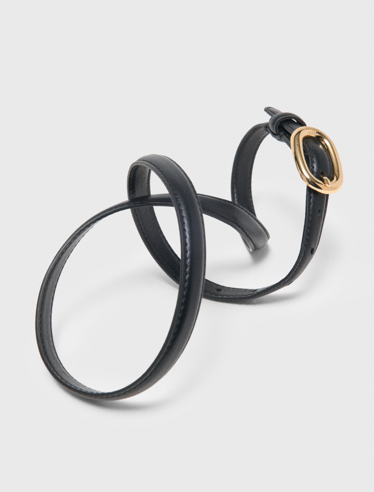 Slim leather oval buckle belt