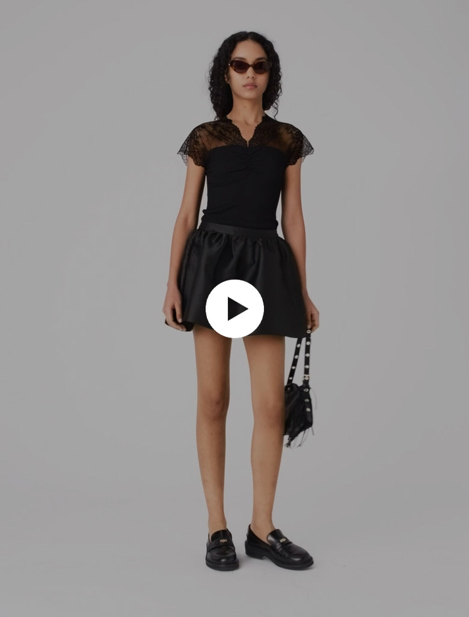 Jersey top with lace trim