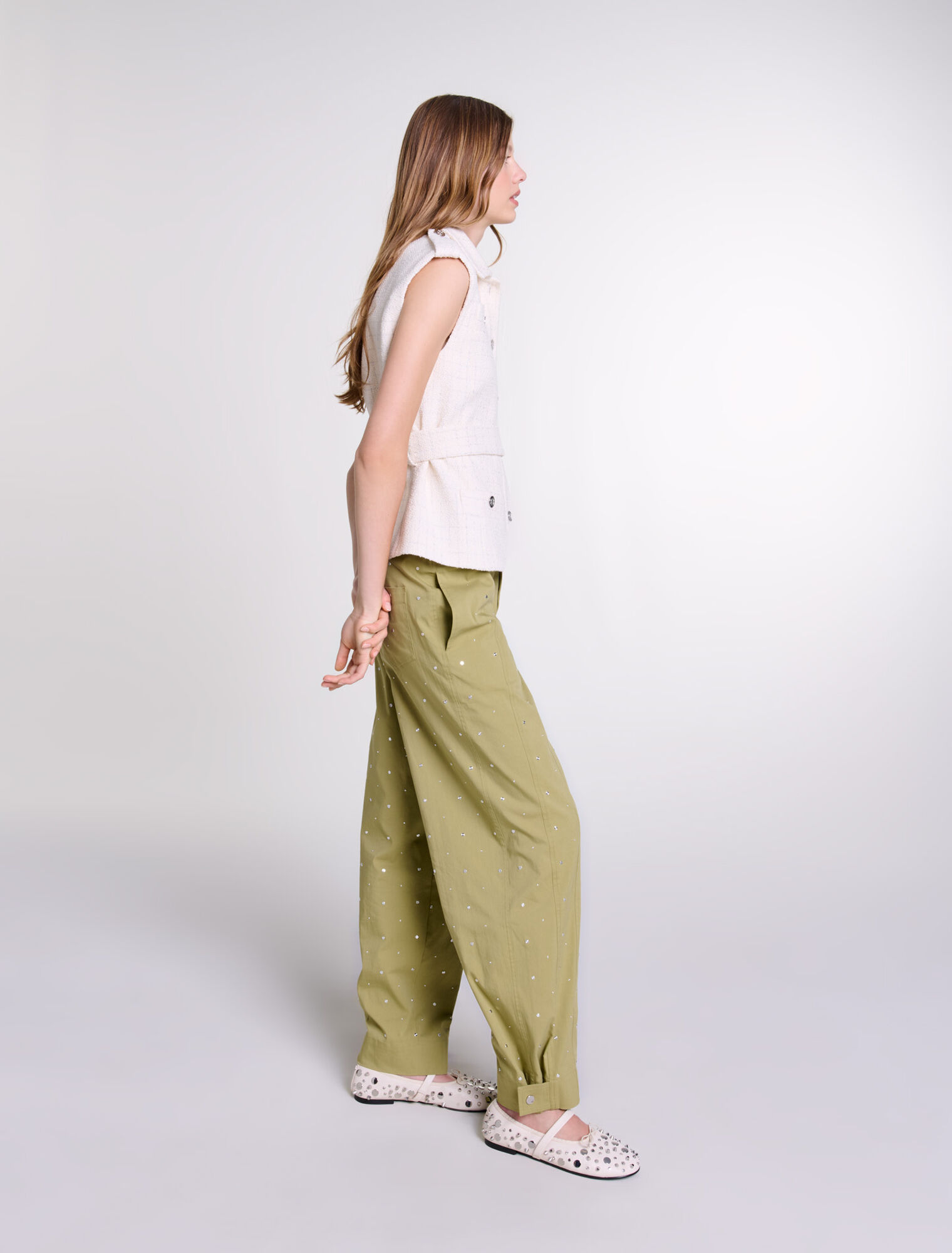 Sleeveless tweed jacket