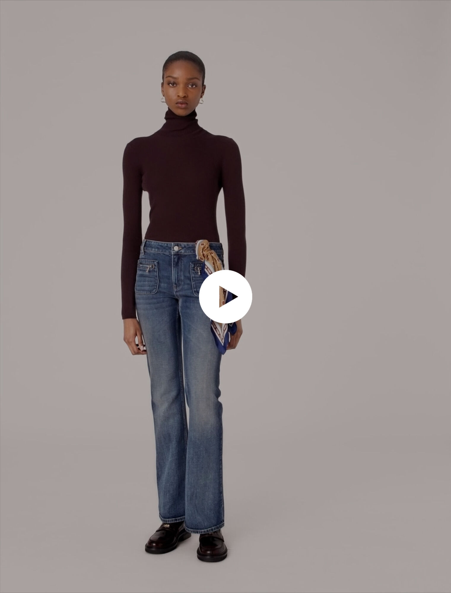 Bootcut jeans with zip pockets