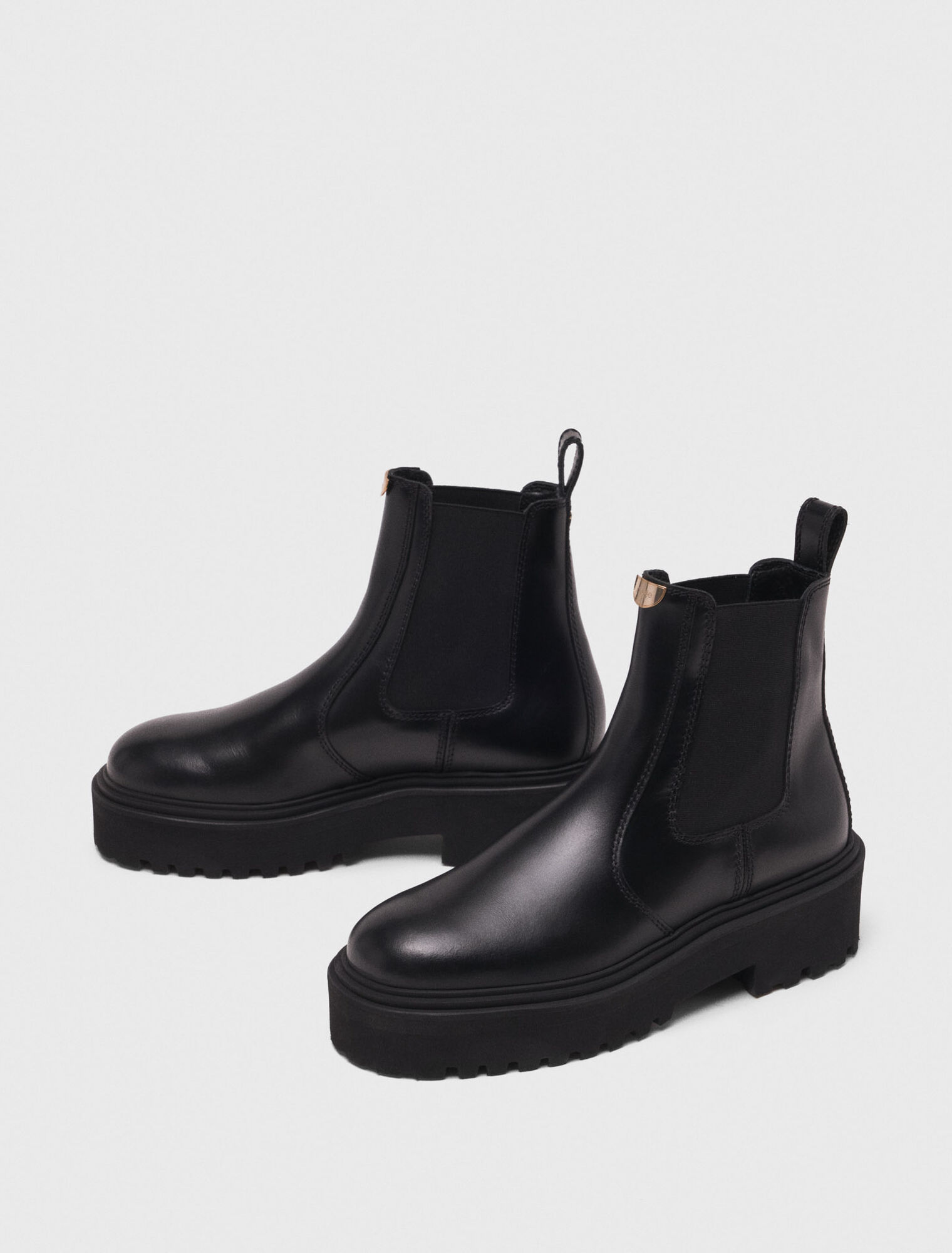 Chelsea boots