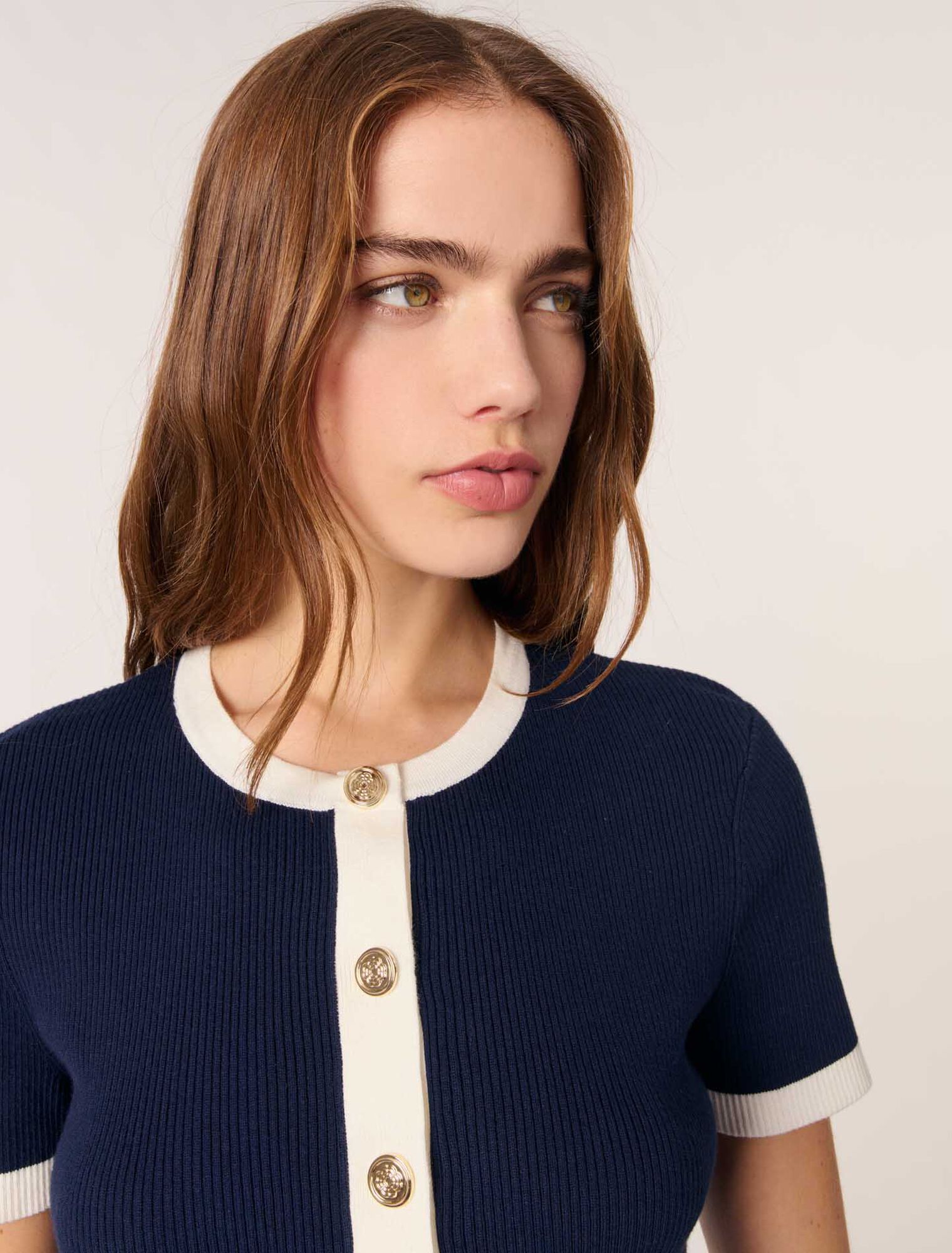 Contrasting cropped cardigan