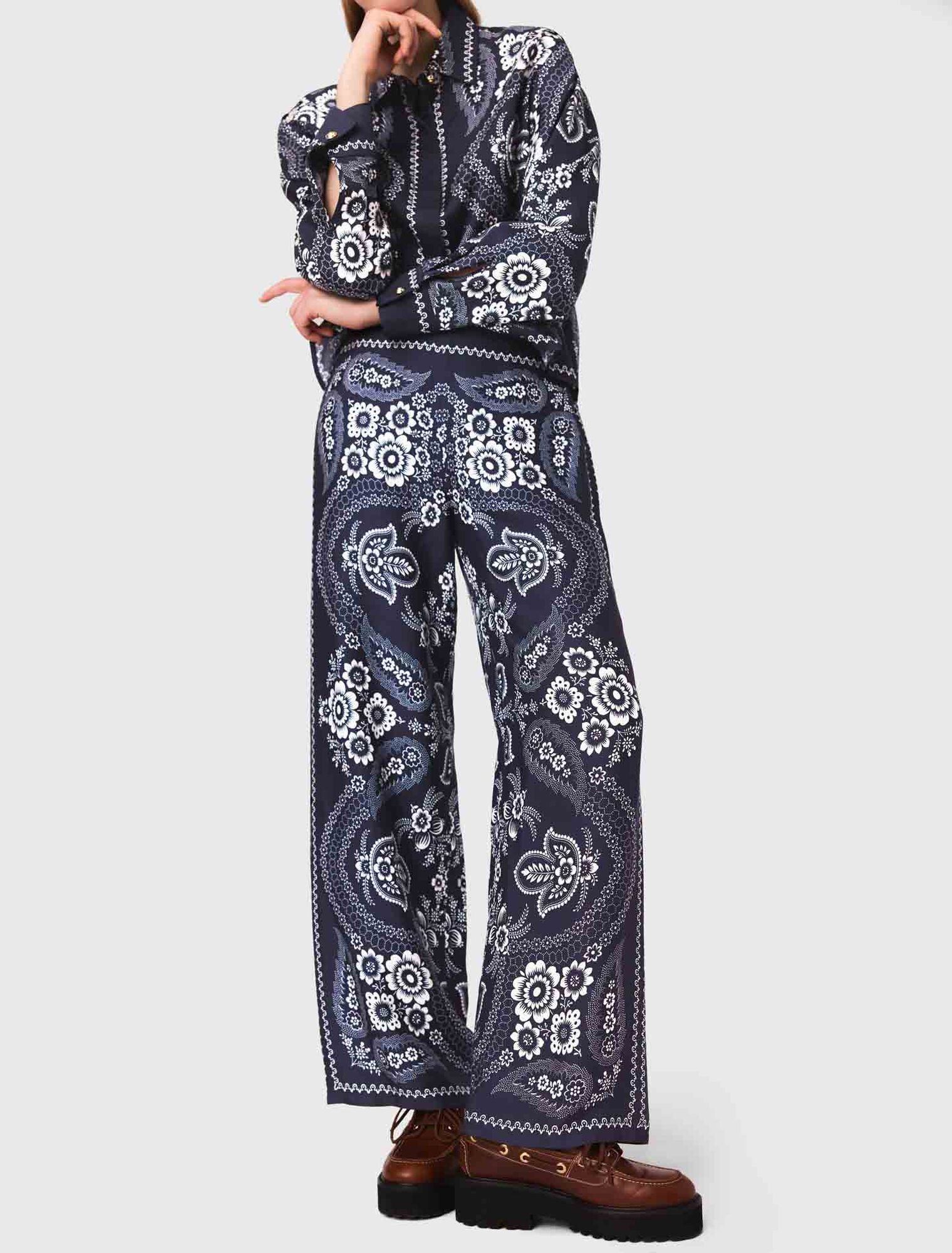 Flowing print trousers
