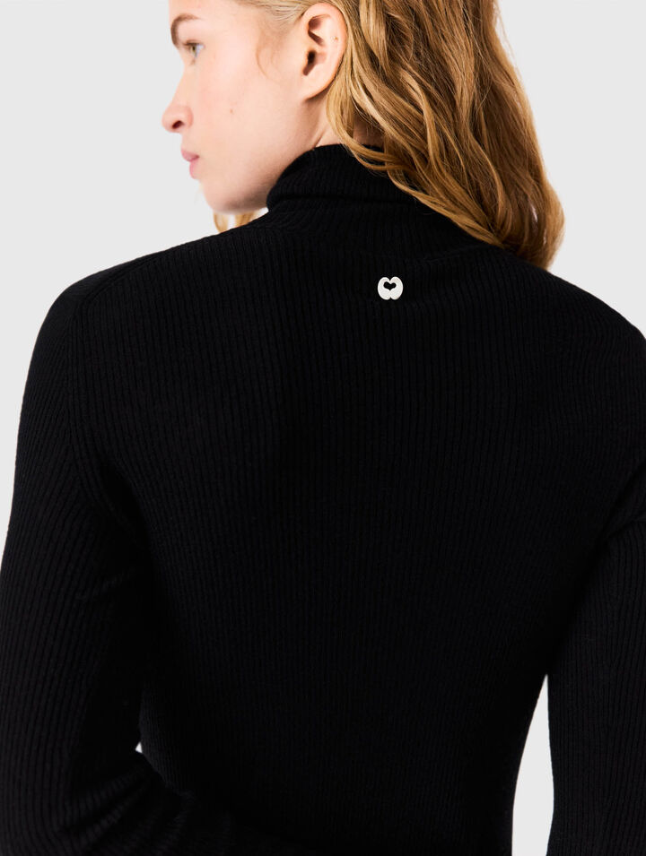 Second-skin high-neck jumper