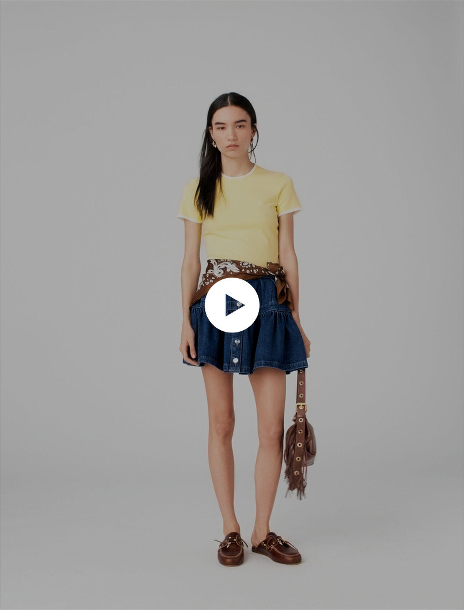Round back cut-out jumper