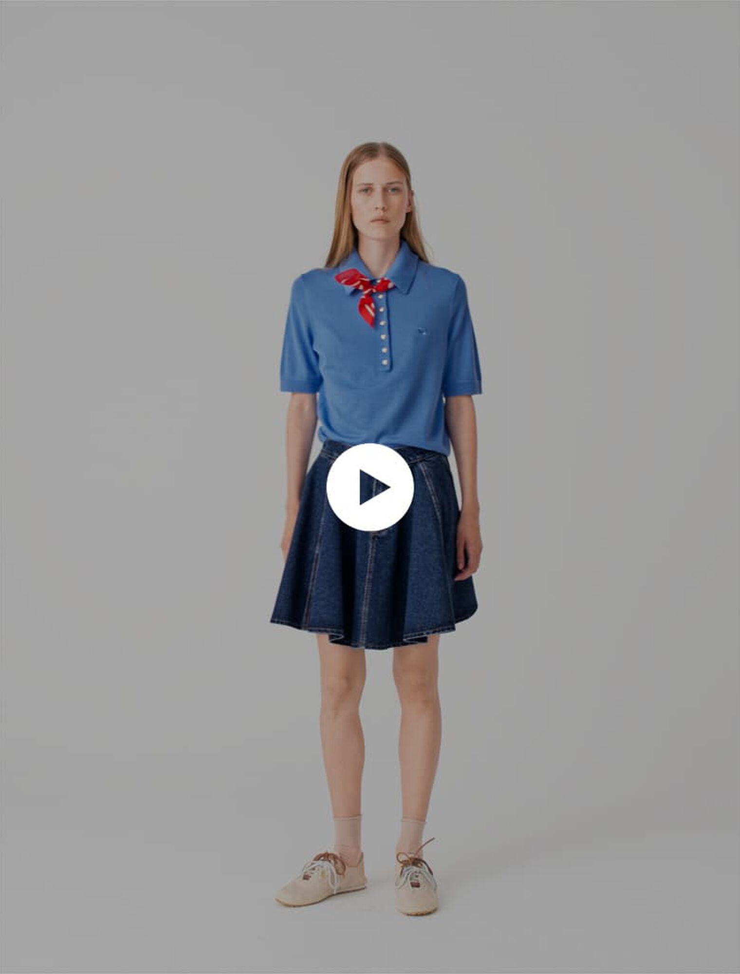 Short flared denim skirt