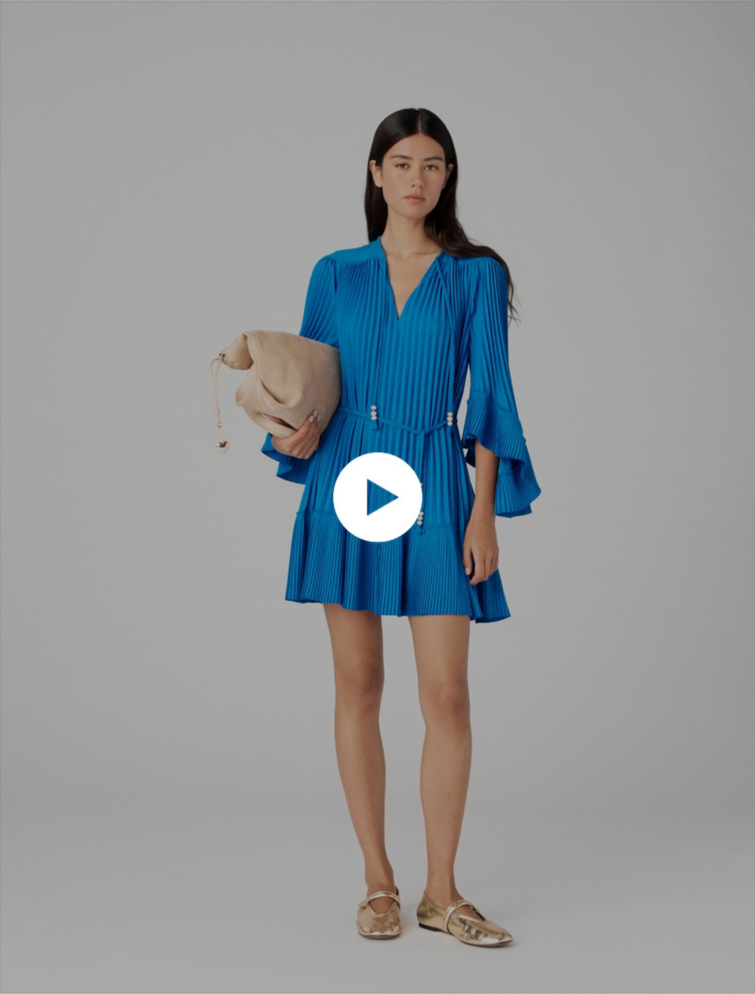 Short pleated dress