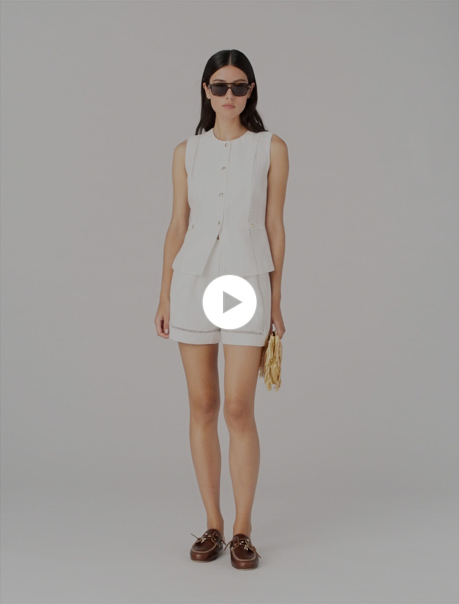 Embroidered linen blend shorts
