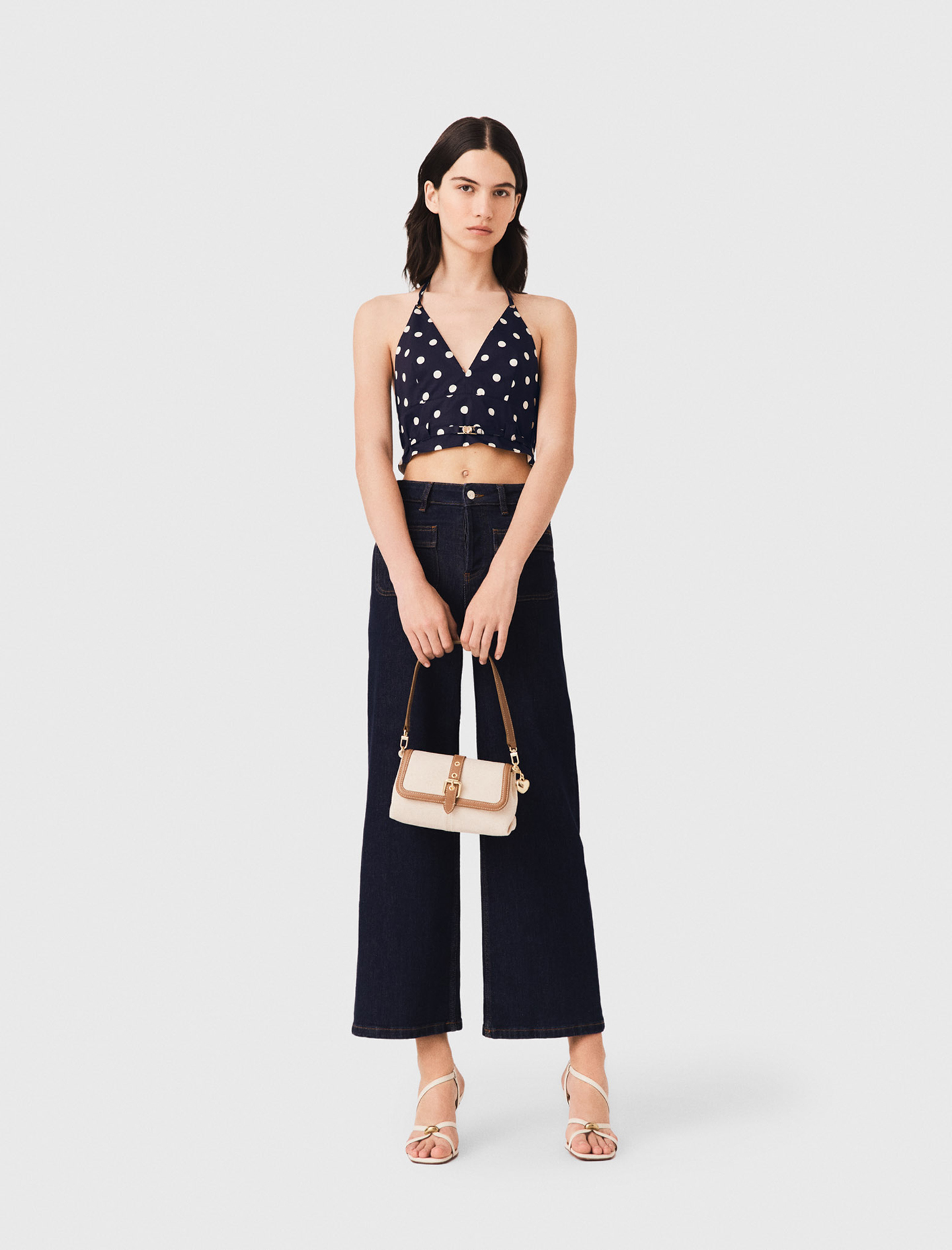 Backless linen blend top