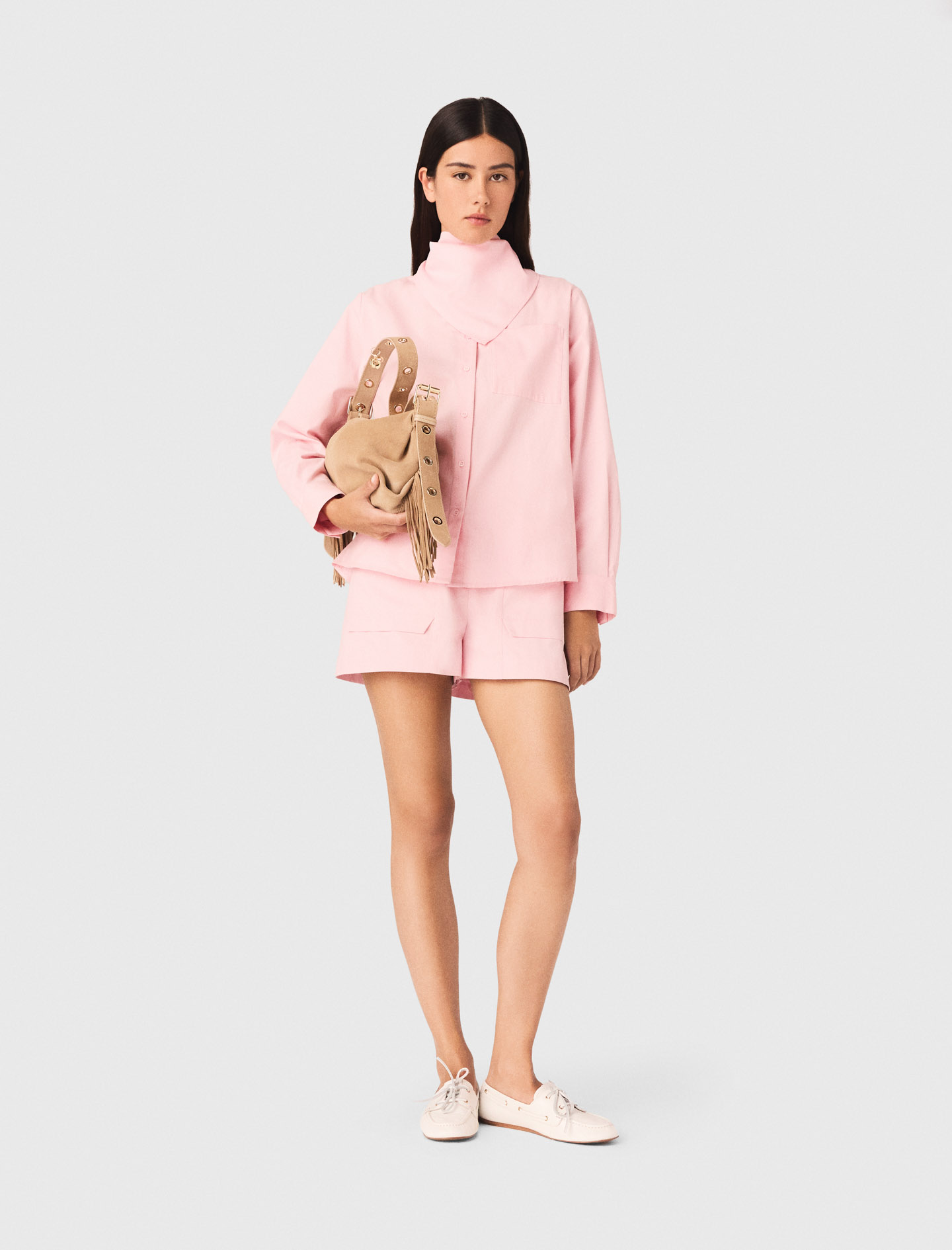Shirt with removable scarf