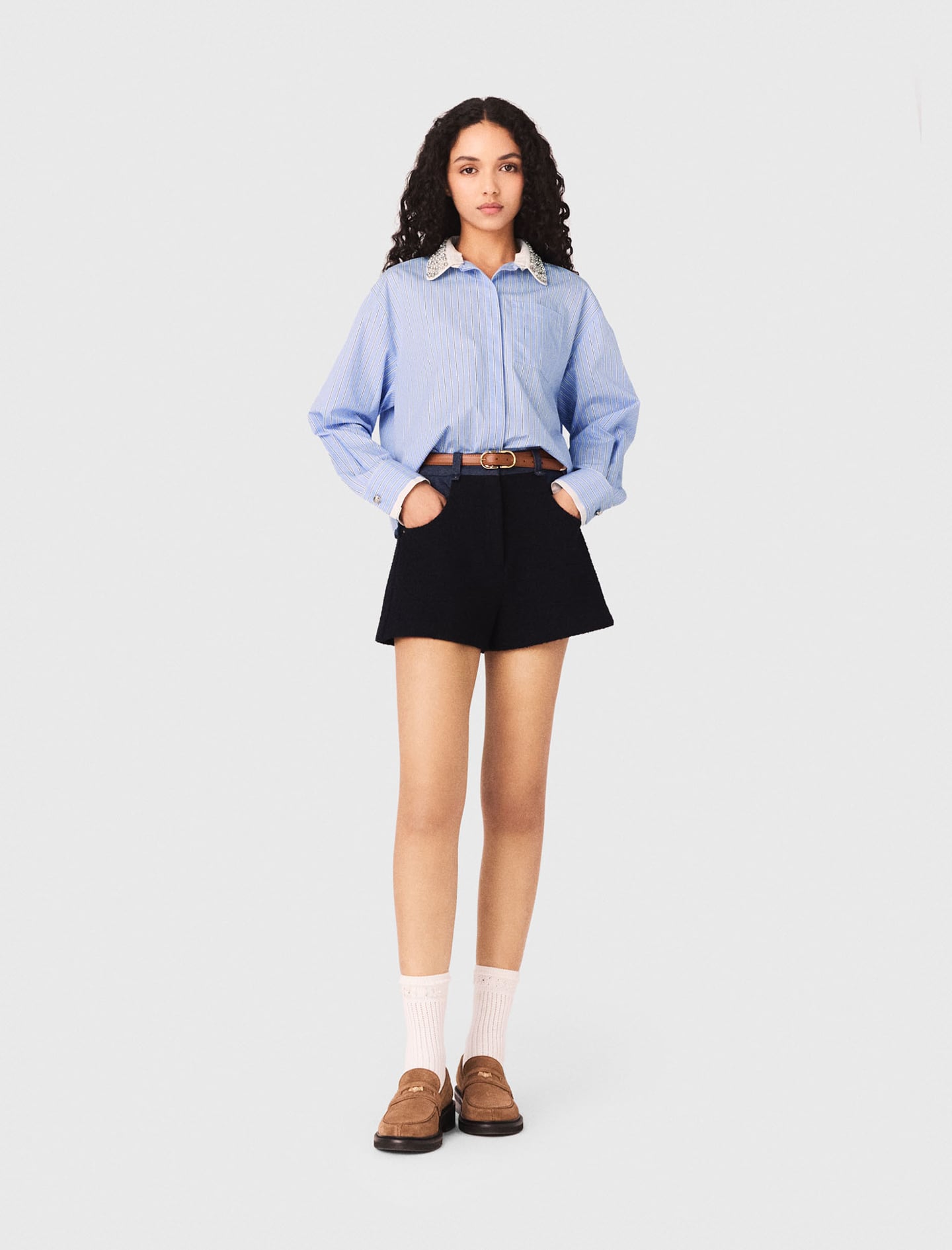Shirt with removable jewel collar