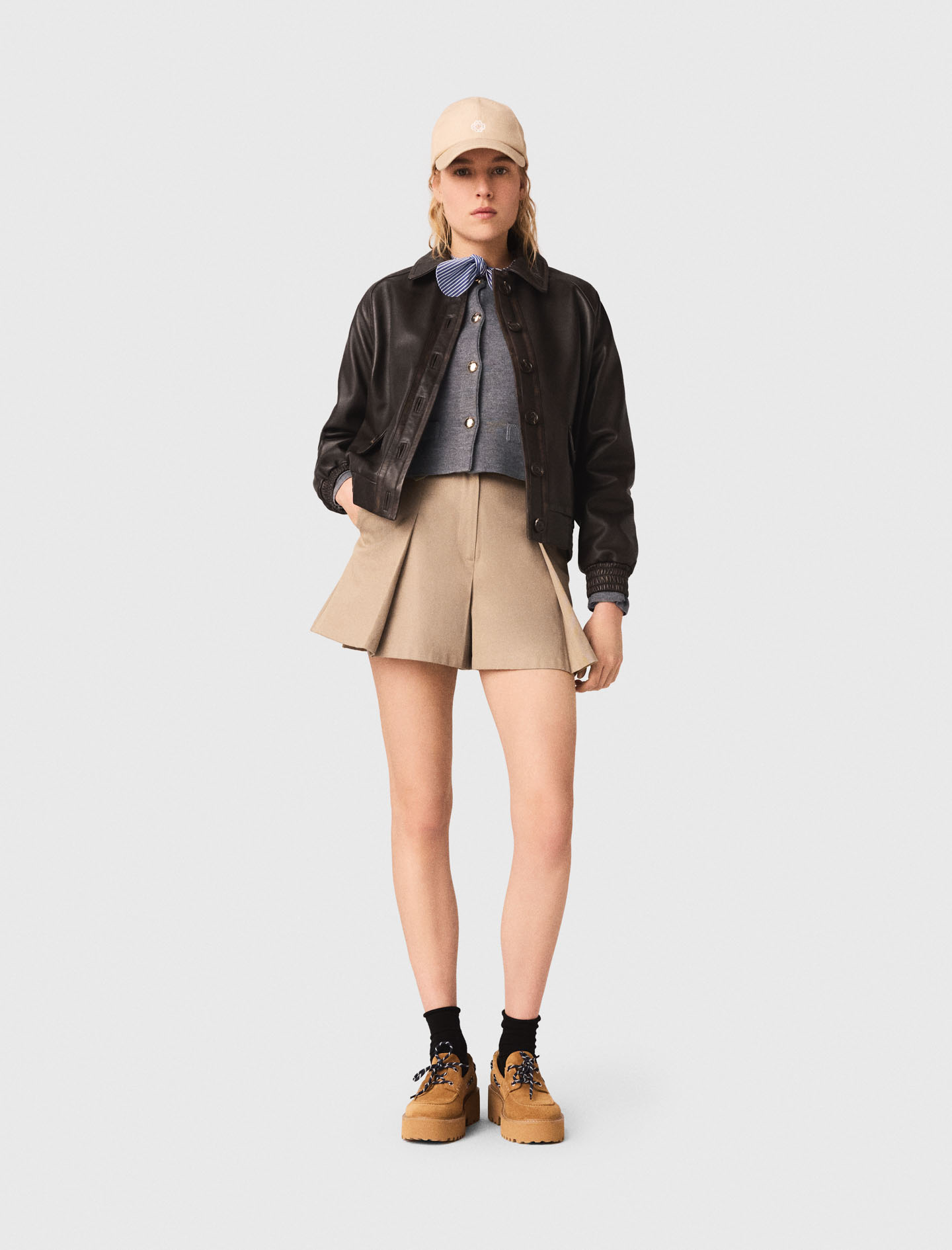 Cropped leather jacket
